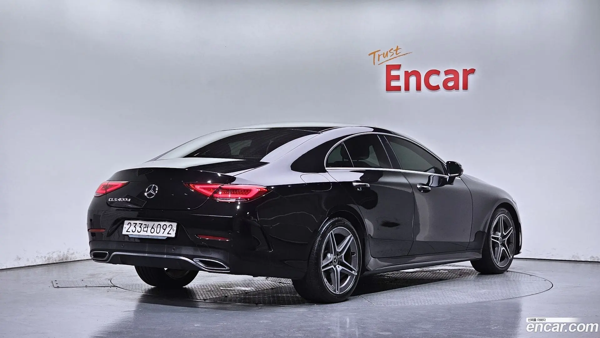 Main__Slider__Photo:CLS-Class Mercedes-Benz 2019.11-1