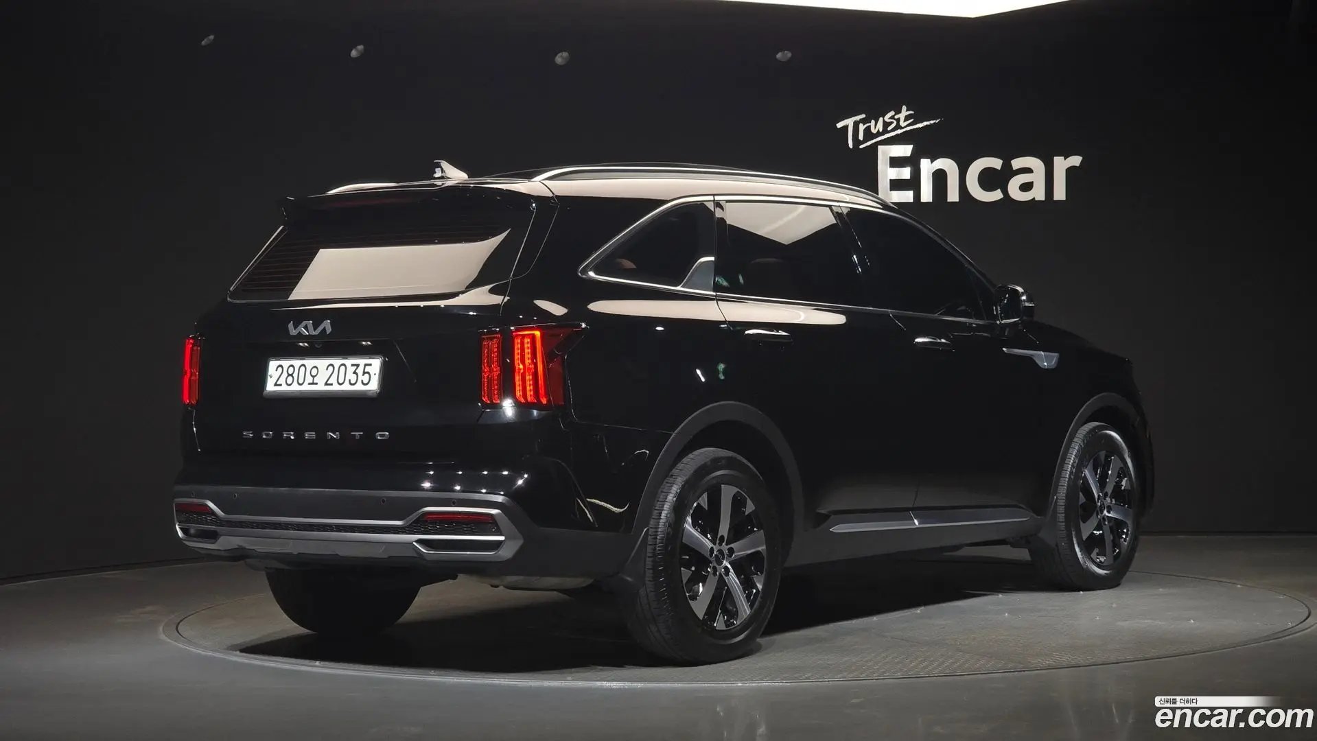 Main__Slider__Photo:Sorento Kia 2022.4-1