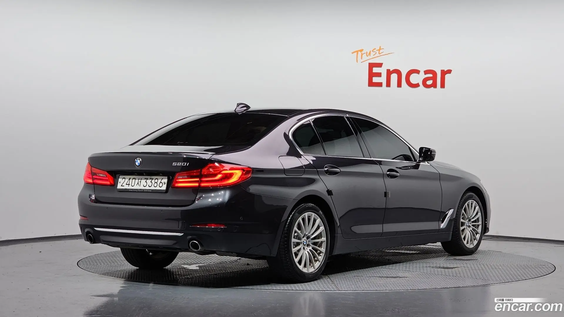 Main__Slider__Photo:5-Series BMW 2020.1-1