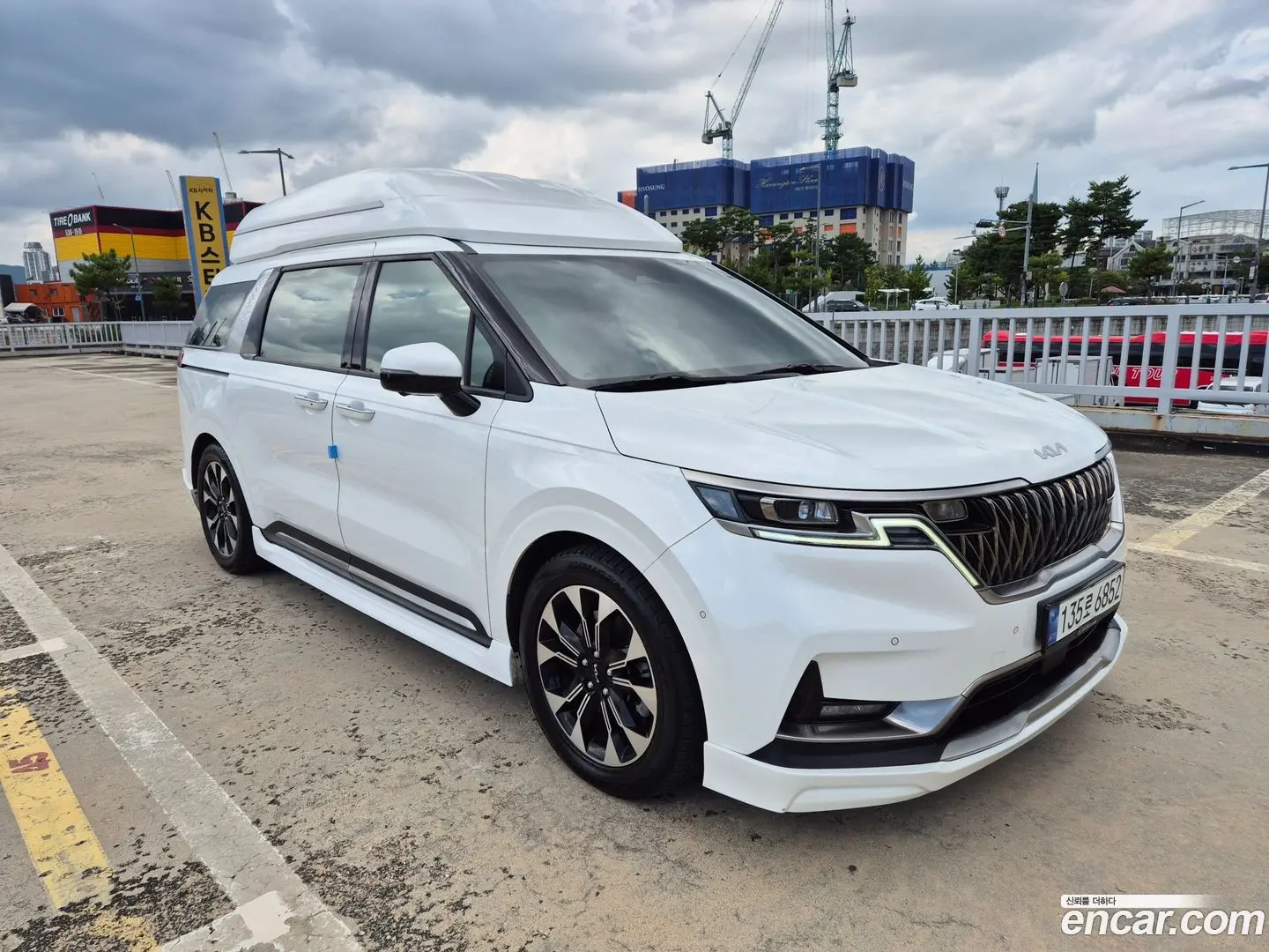 Main__Slider__Photo:Canival Kia 2023.7-1