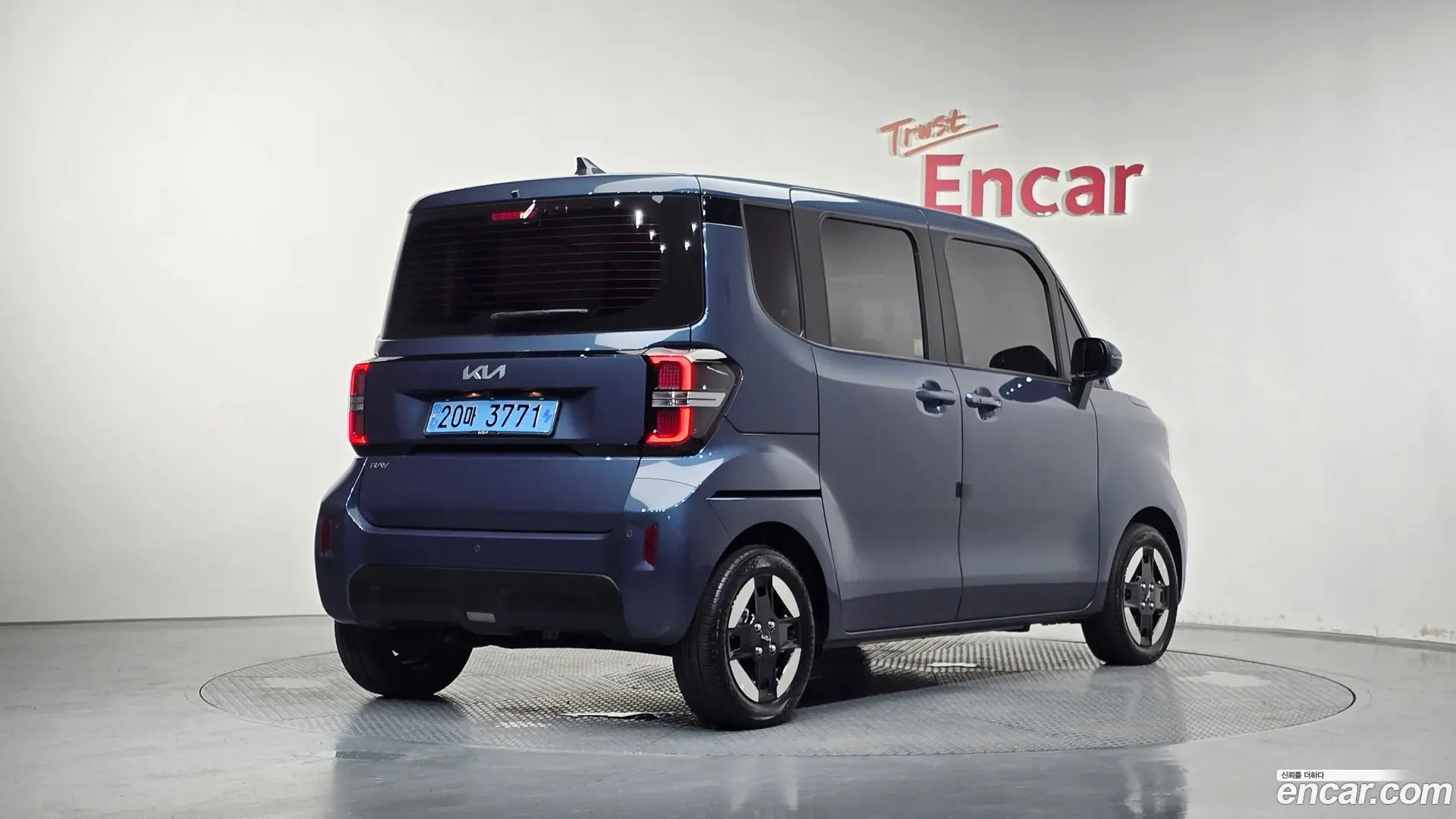 Main__Slider__Photo:RAY Kia 2024.7-1