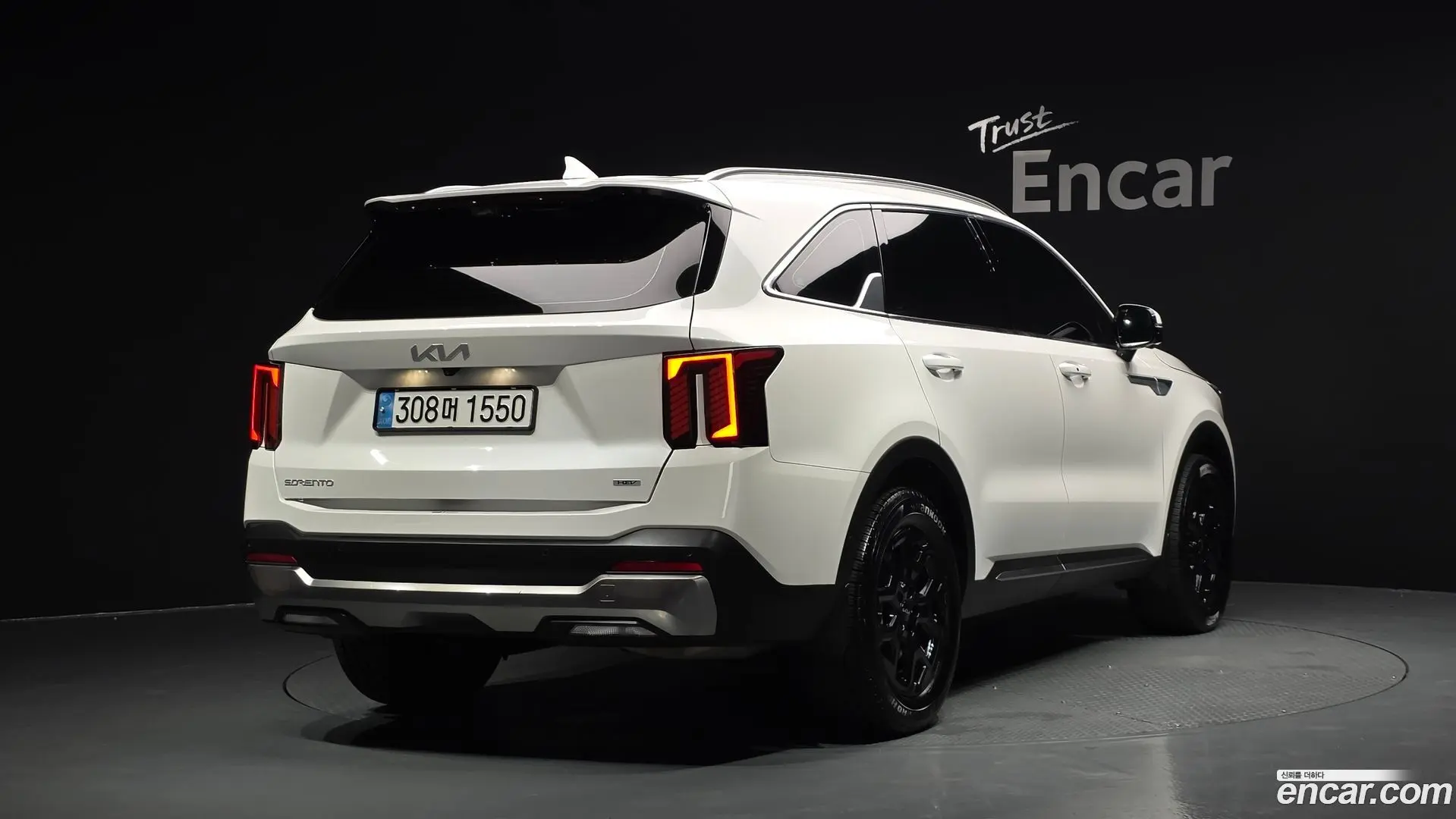 Main__Slider__Photo:Sorento Kia 2023.9-1
