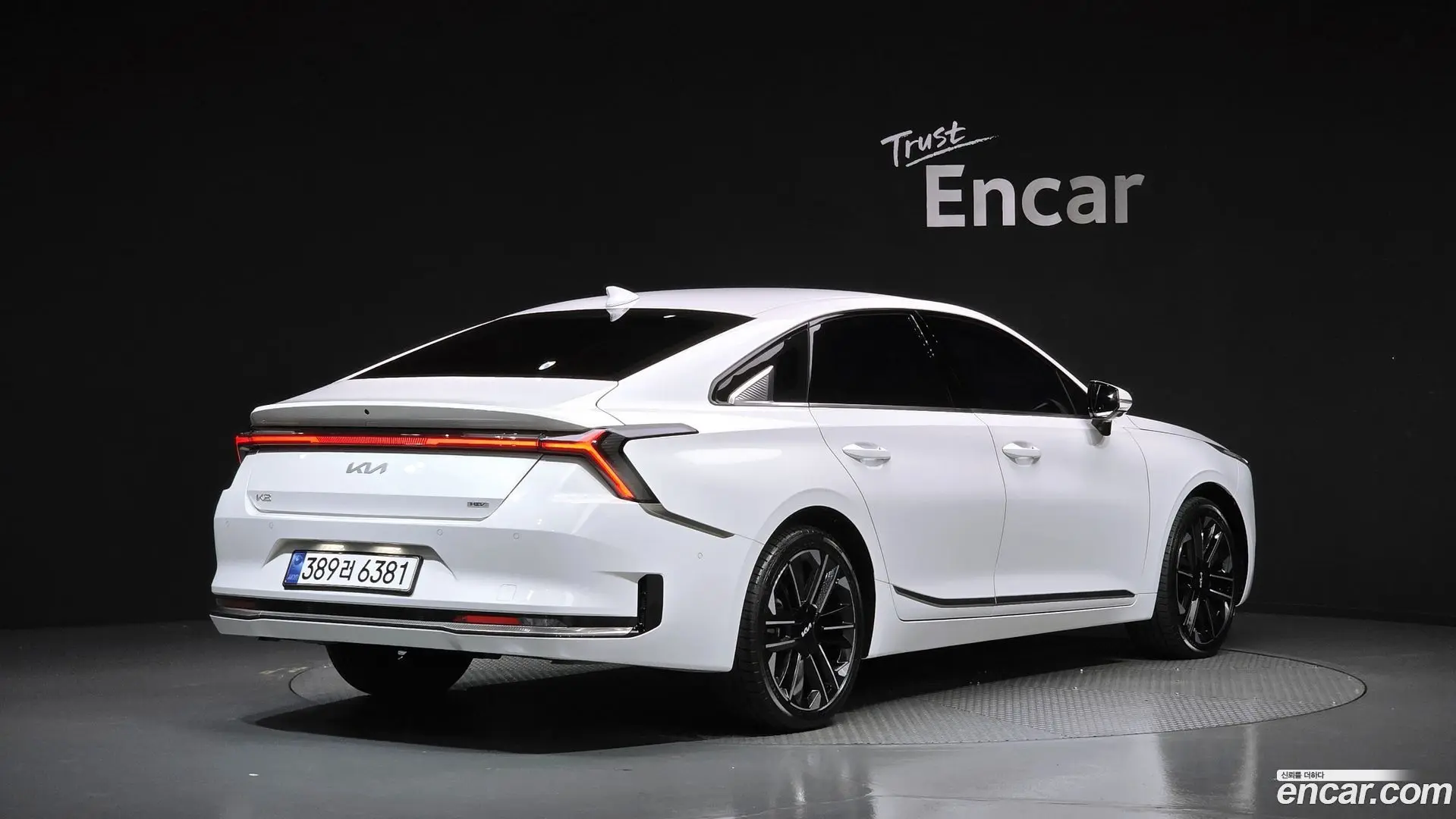 Main__Slider__Photo:K8 Kia 2025.10-1