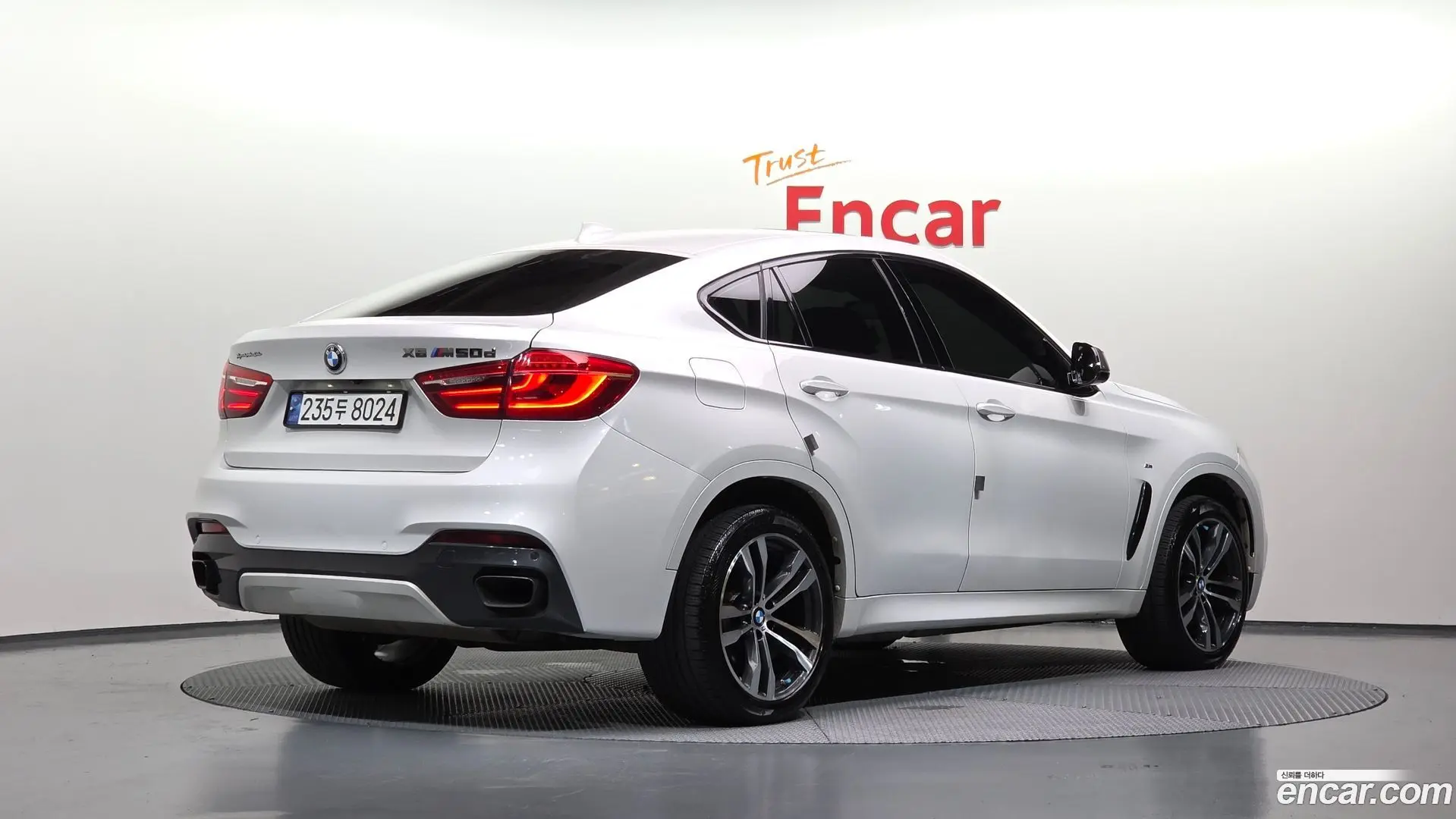 Main__Slider__Photo:X6 BMW 2016.2-1