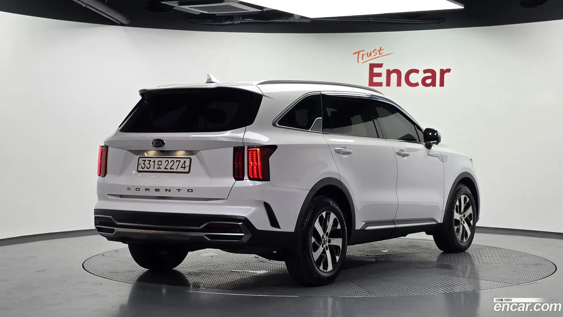 Main__Slider__Photo:Sorento Kia 2020.7-1