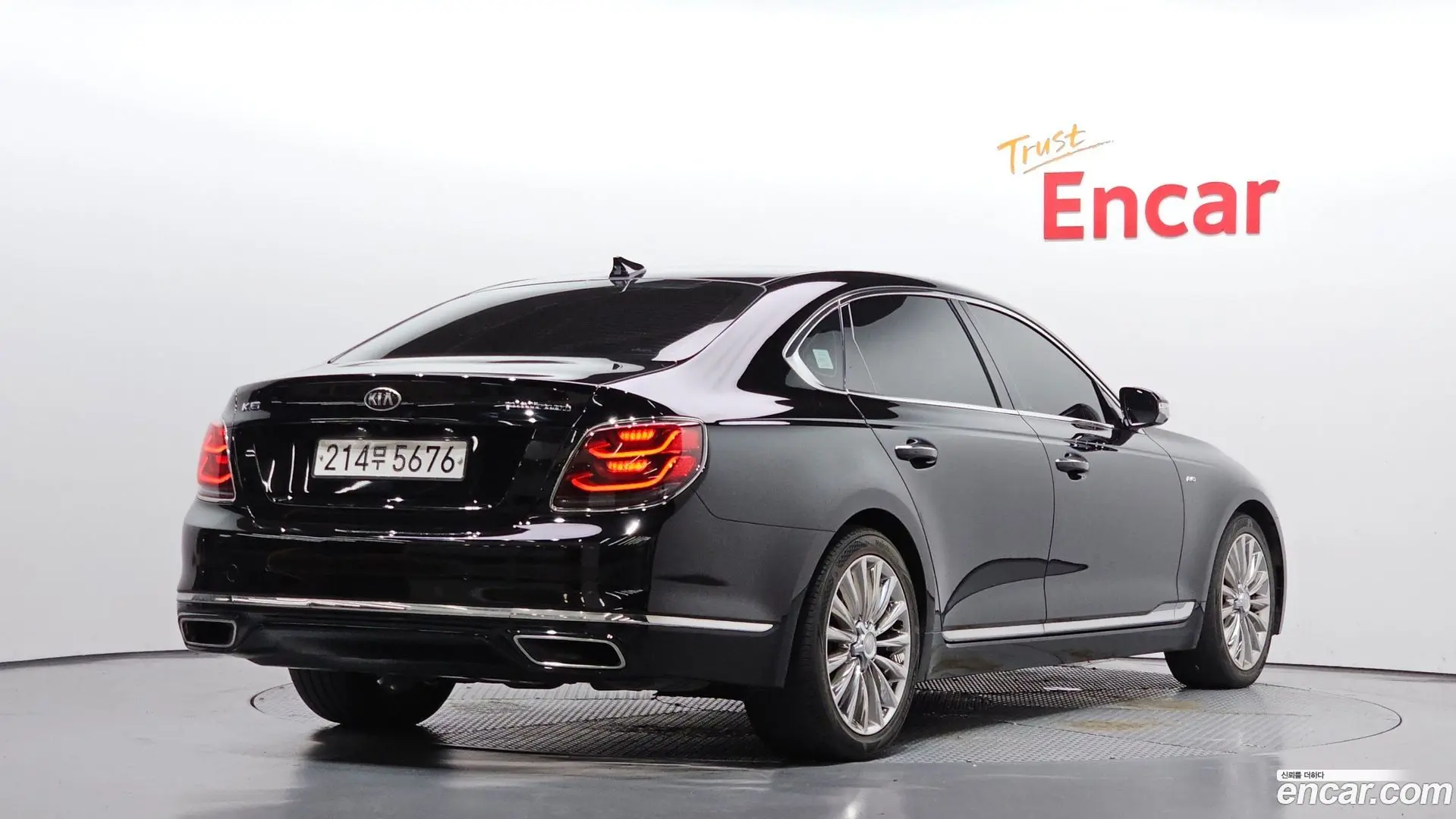 Main__Slider__Photo:K9 Kia 2019.8-1