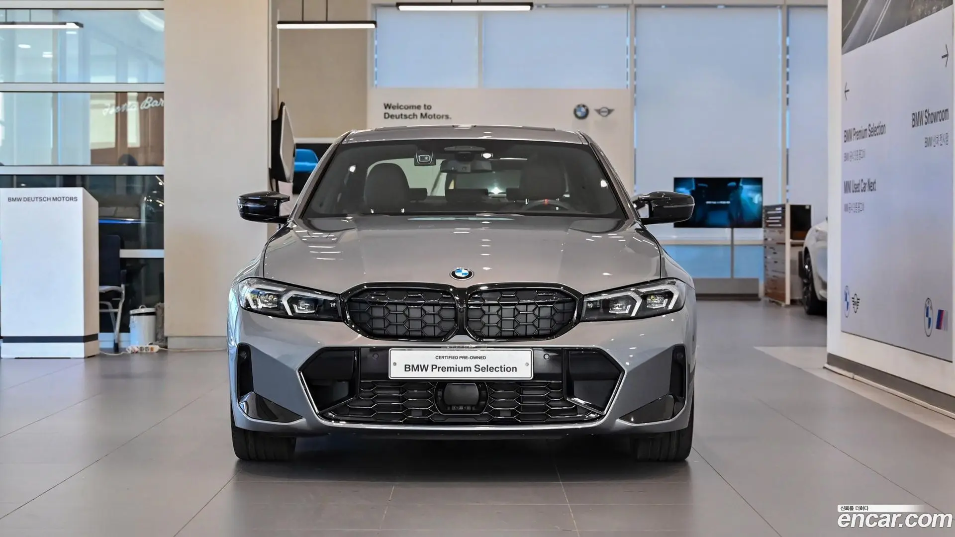 Main__Slider__Photo:3-Series BMW 2025.11-1