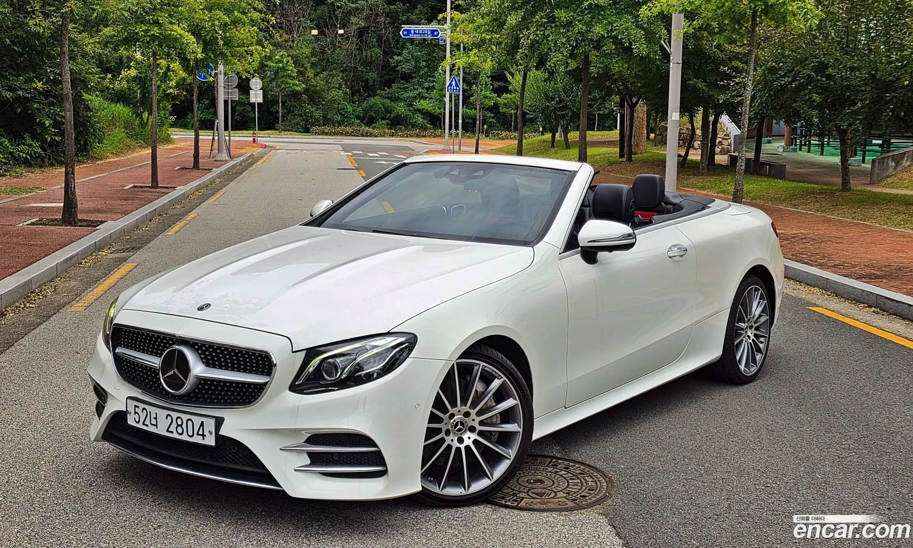 Main__Slider__Photo:E-Class Mercedes-Benz 2018.7-1