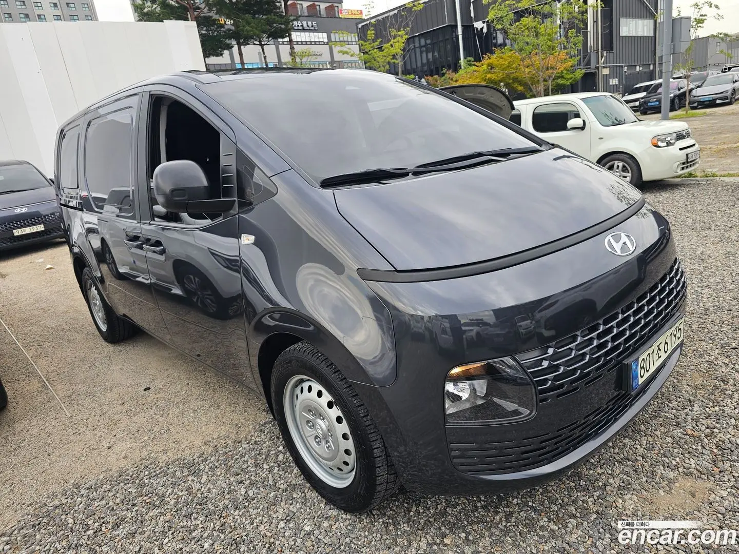 Main__Slider__Photo:Staria Hyundai 2022.0-1