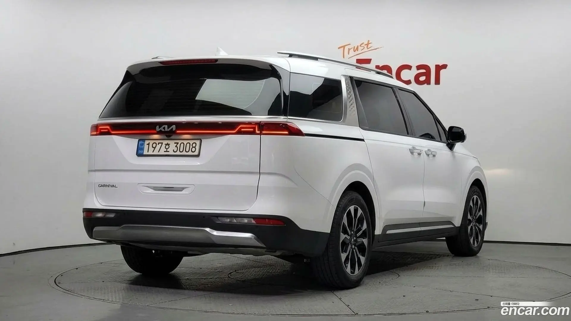 Main__Slider__Photo:Canival Kia 2022.7-1