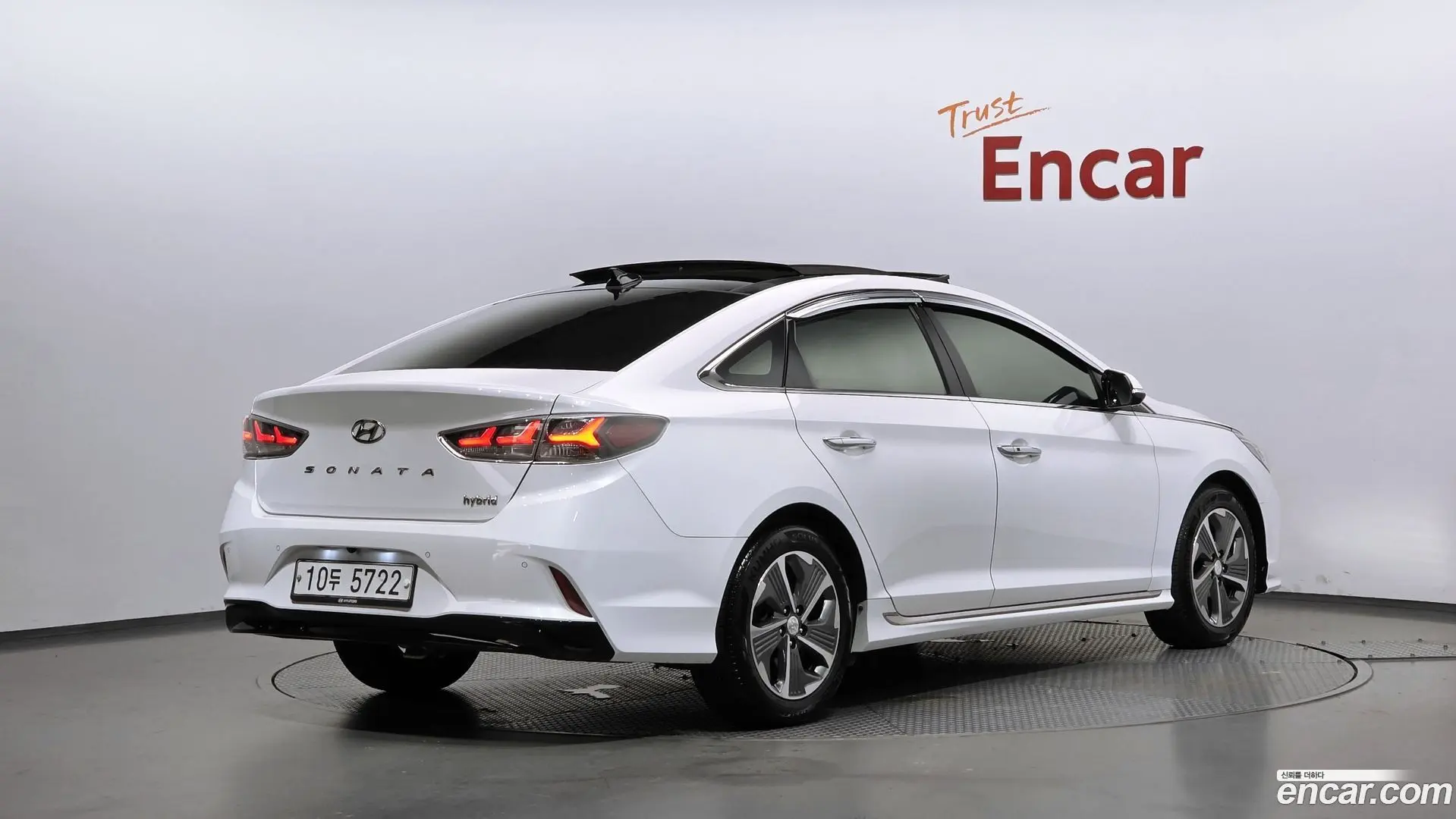 Main__Slider__Photo:Sonata Hyundai 2019.0-1