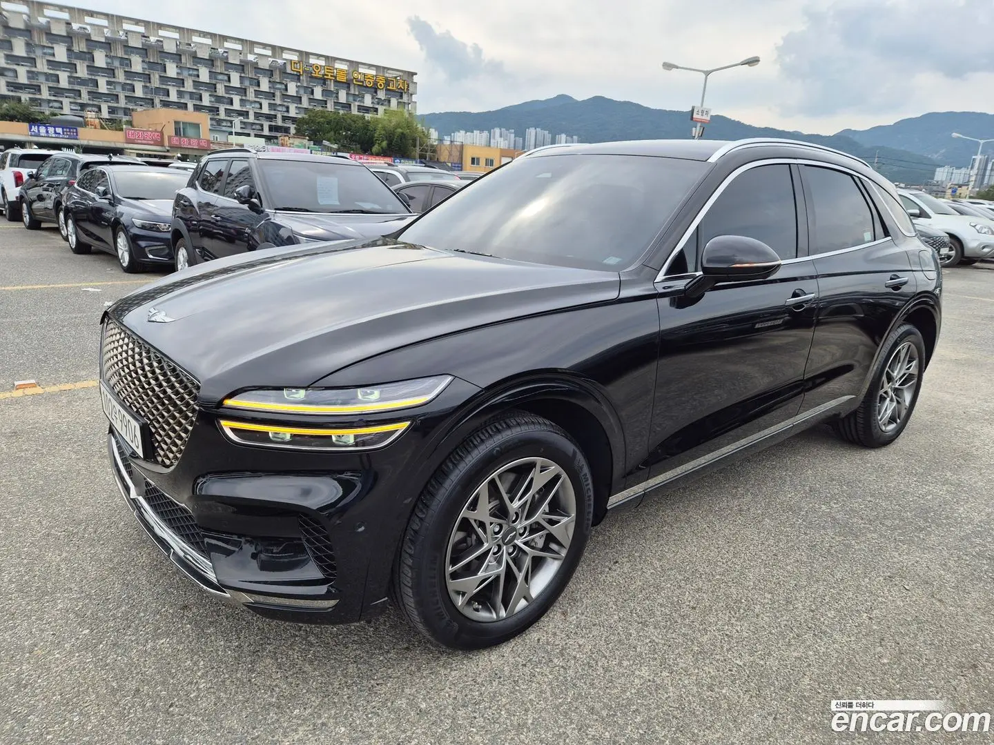 Main__Slider__Photo:GV70 Genesis 2022.9-1