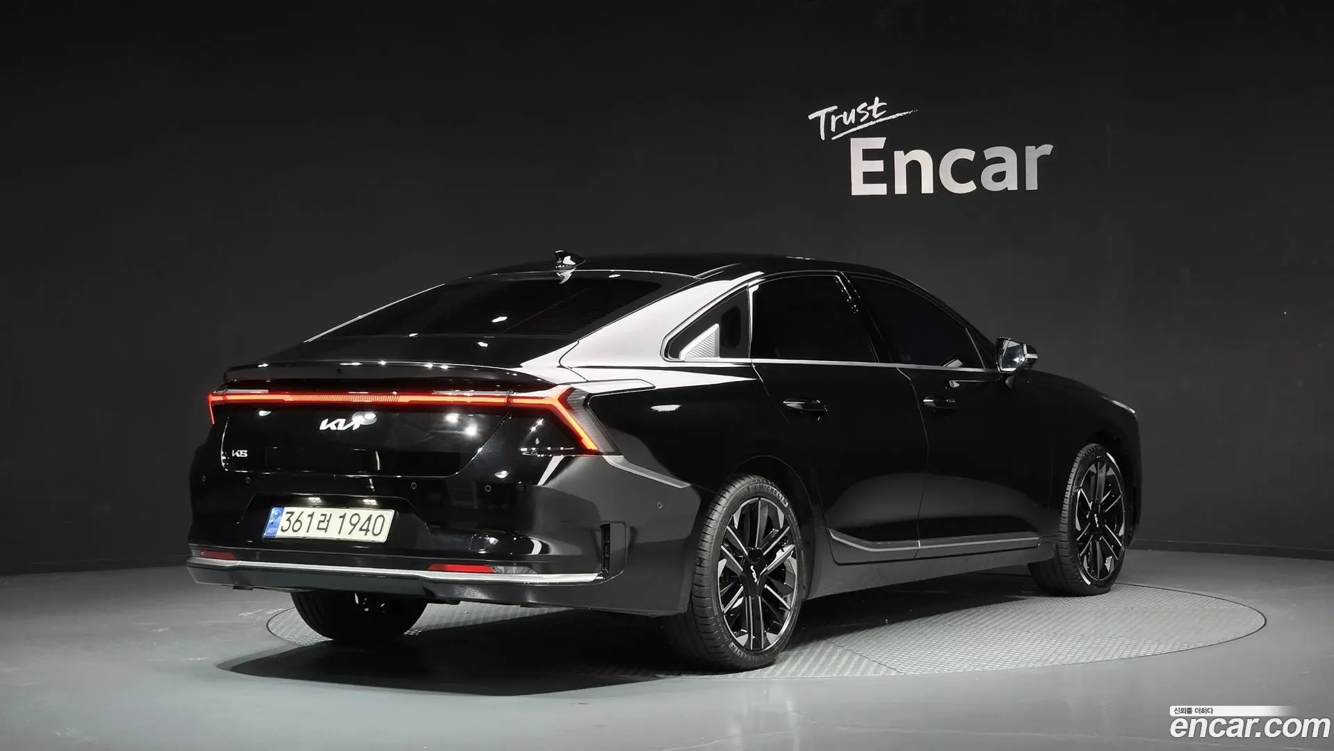 Main__Slider__Photo:K8 Kia 2024.8-1
