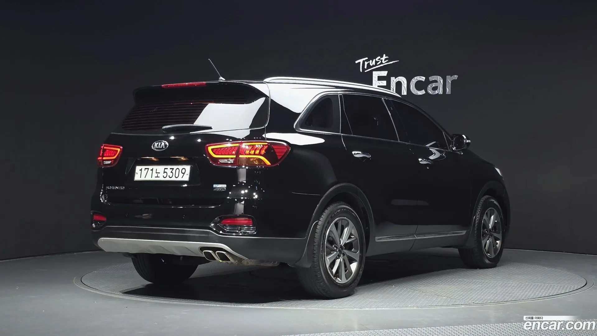 Main__Slider__Photo:Sorento Kia 2018.2-1