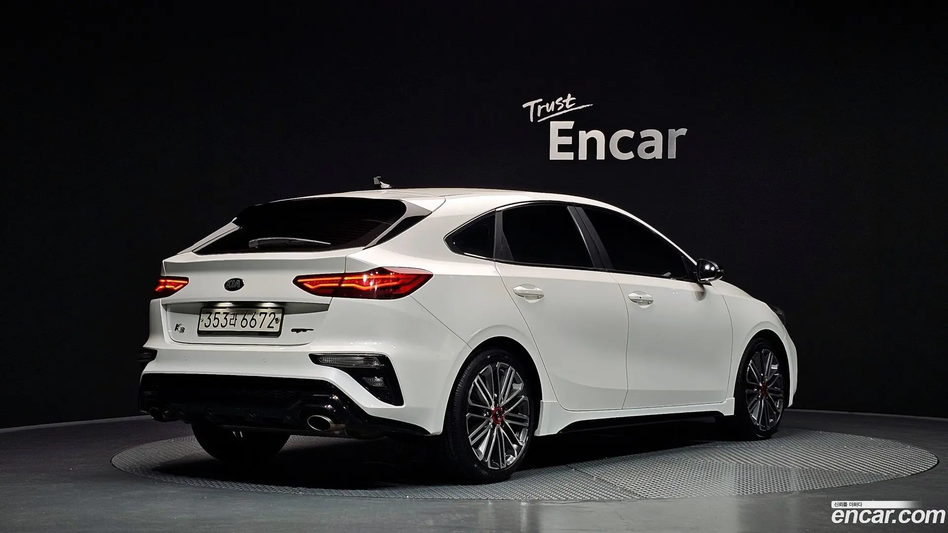 Main__Slider__Photo:K3 Kia 2019.11-1