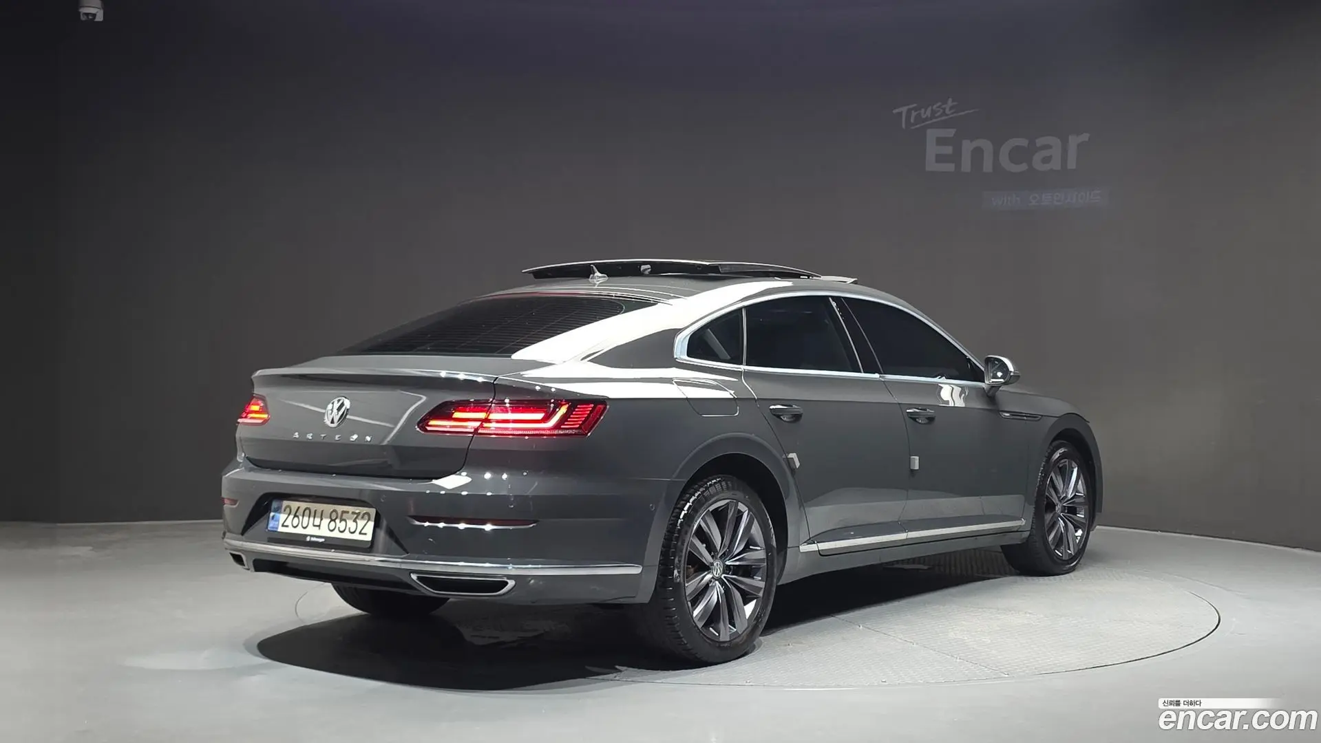 Main__Slider__Photo:Arteon Volkswagen 2020.9-1