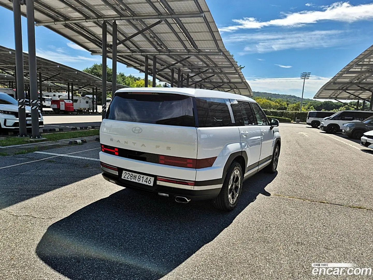 Main__Slider__Photo:Santafe Hyundai 2026.1-1