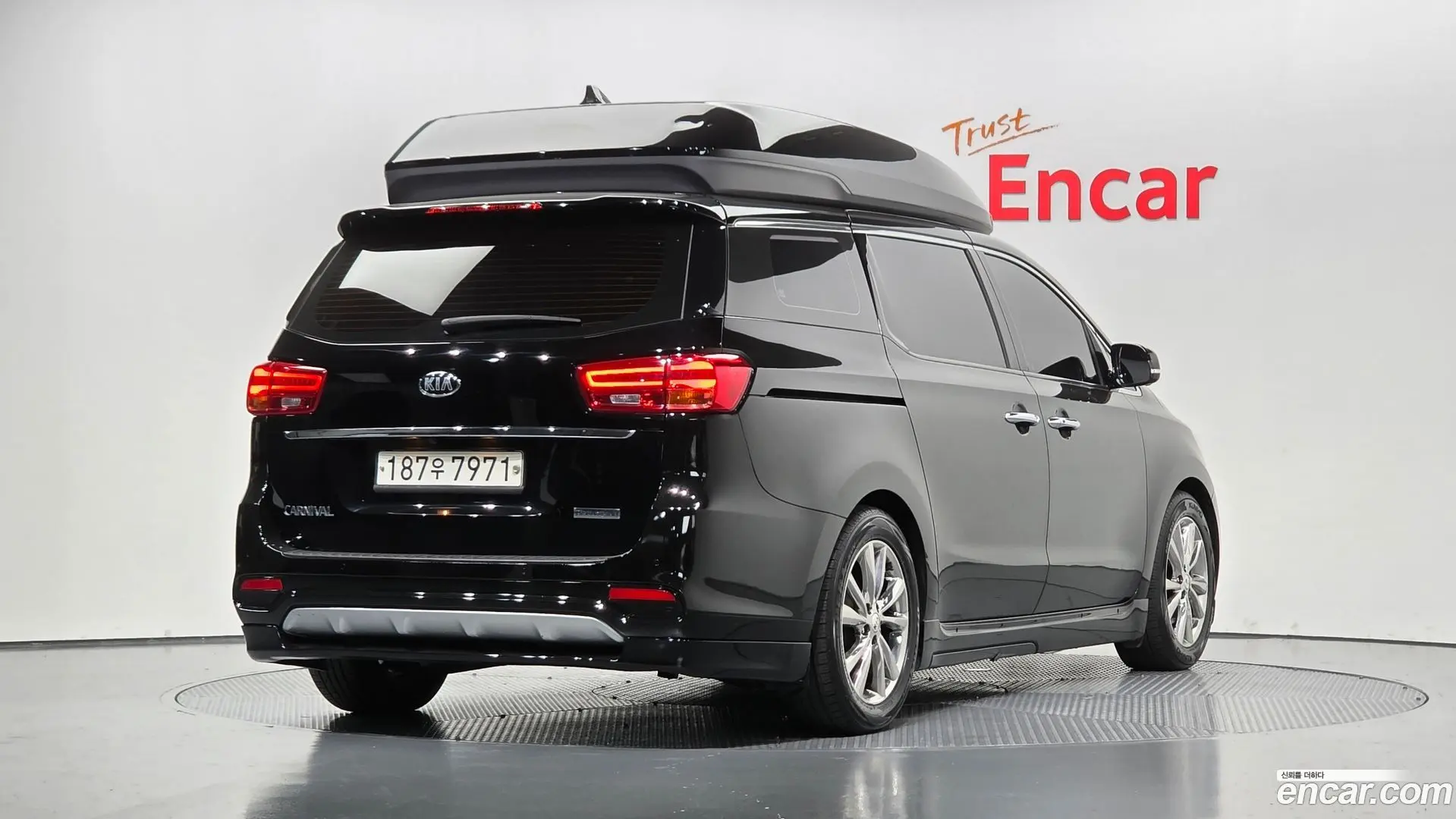 Main__Slider__Photo:Canival Kia 2020.4-1