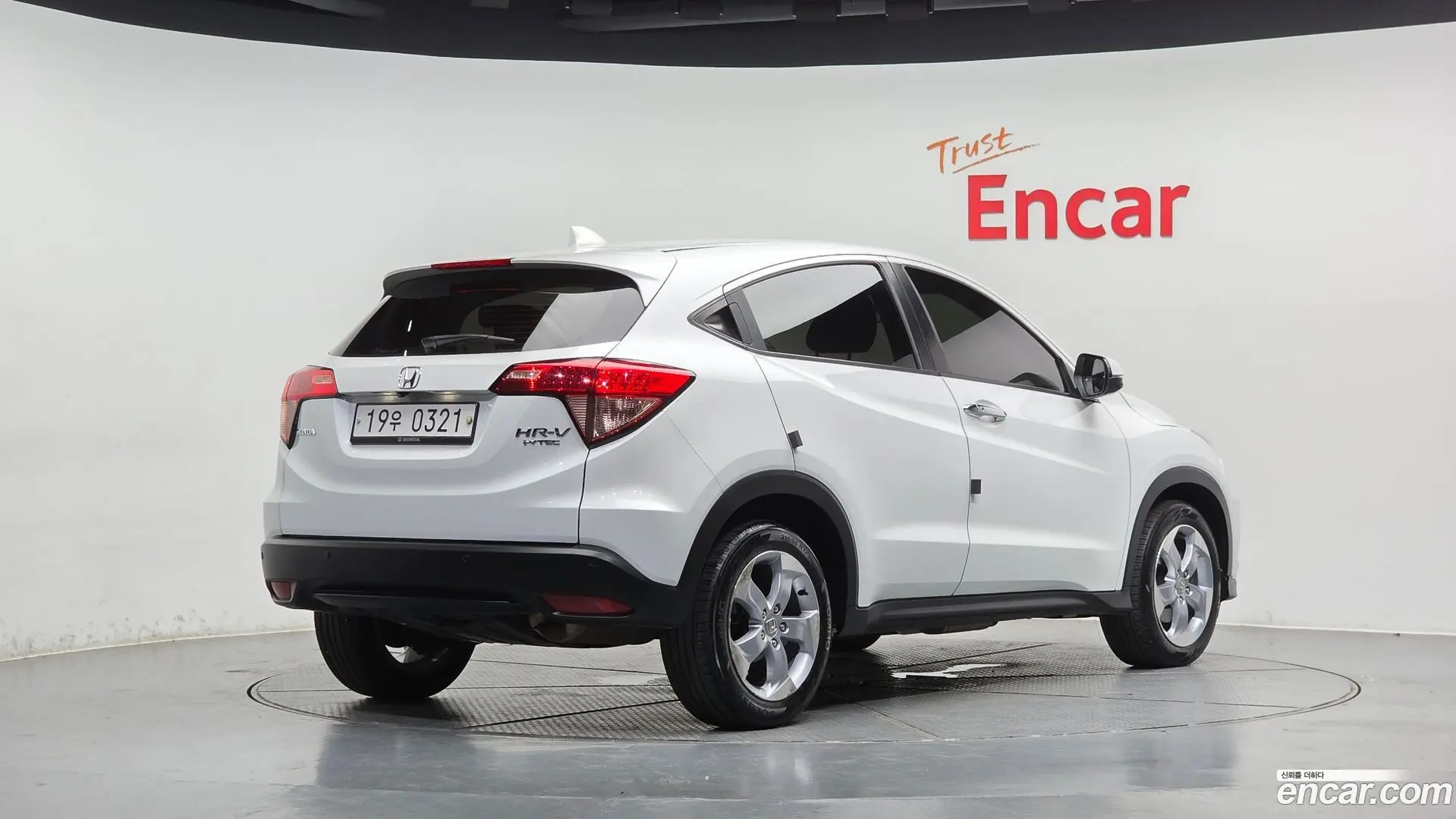 Main__Slider__Photo:HR-V Honda 2016.10-1