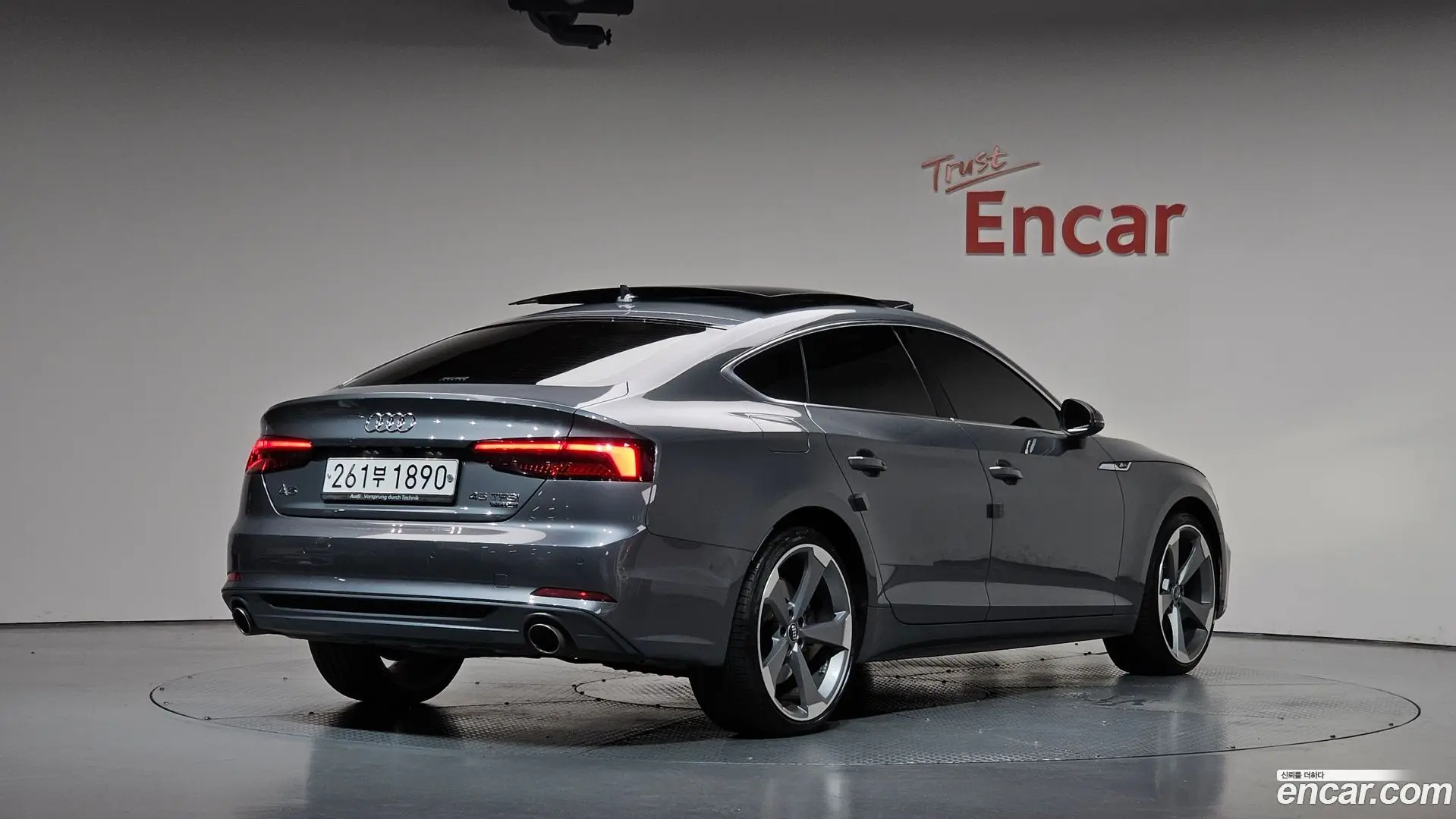 Main__Slider__Photo:A5 Audi 2019.8-1