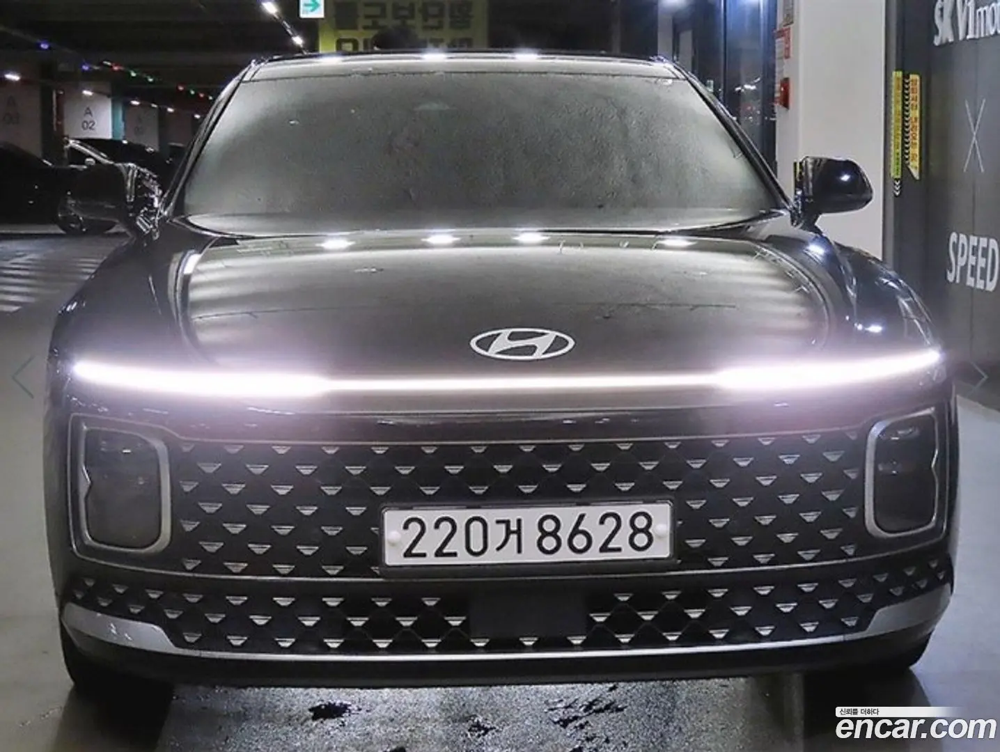 Main__Slider__Photo:Grandeur Hyundai 2022.11-1