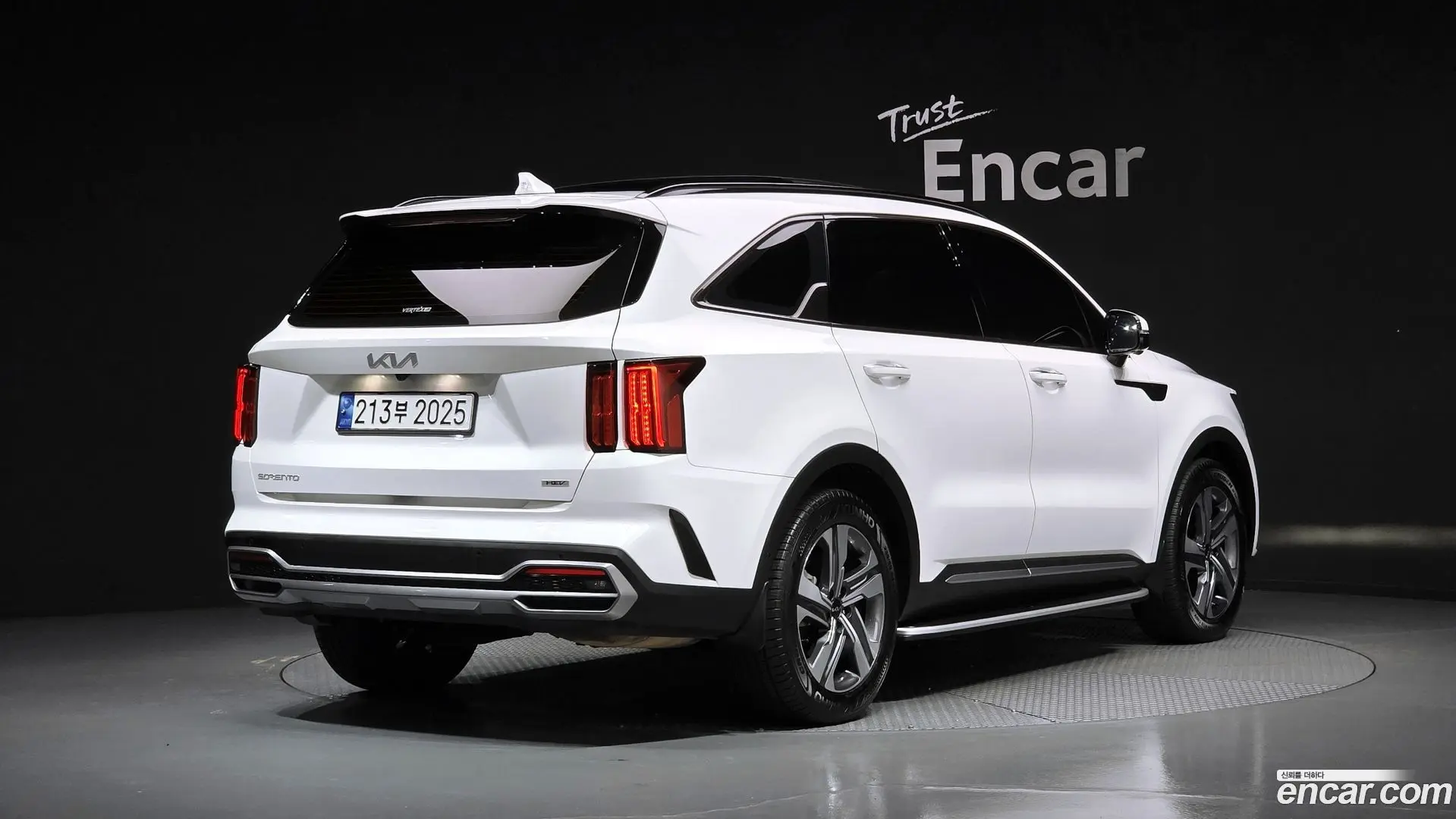 Main__Slider__Photo:Sorento Kia 2022.11-1