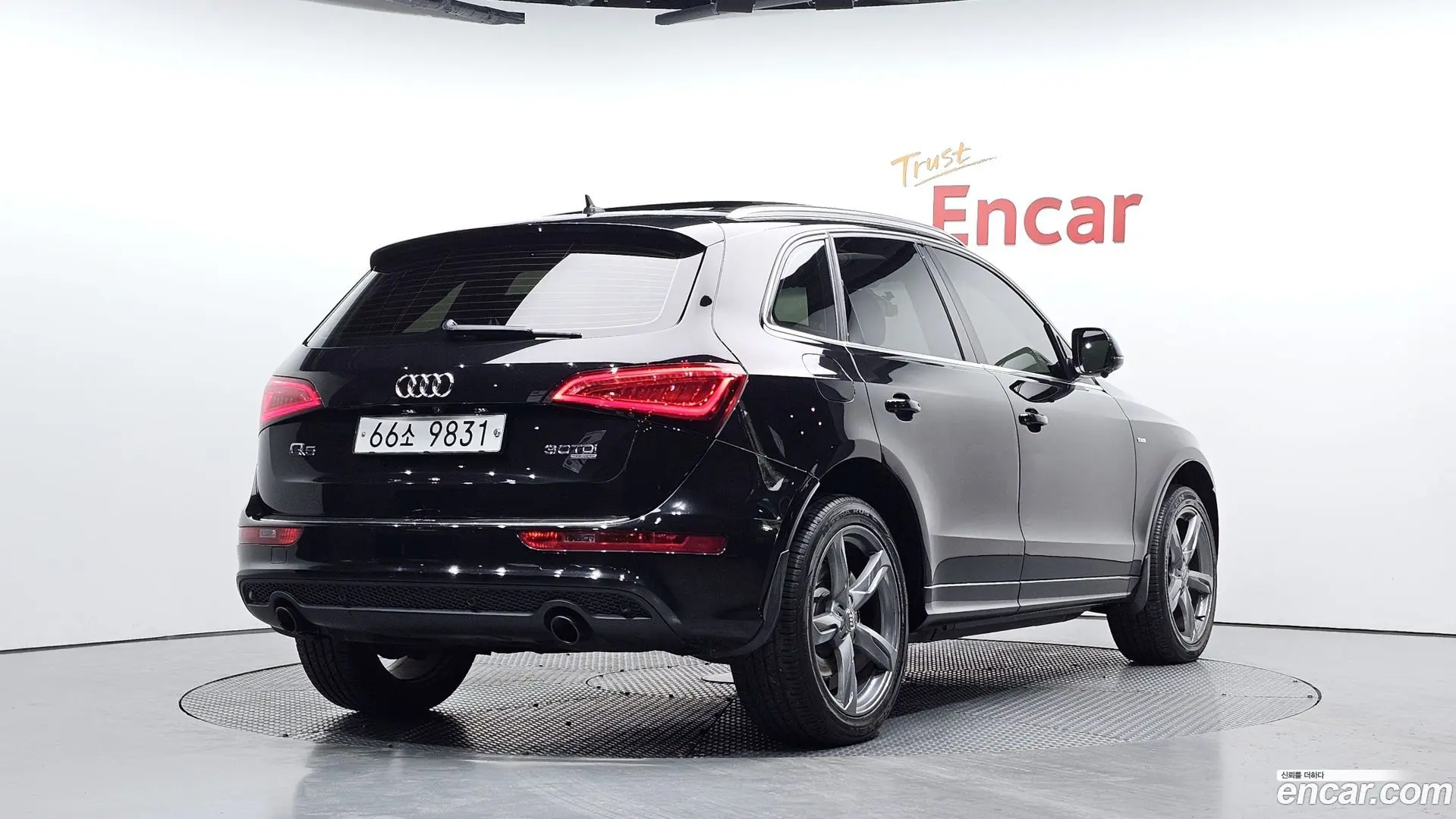 Main__Slider__Photo:Q5 Audi 2012.3-1
