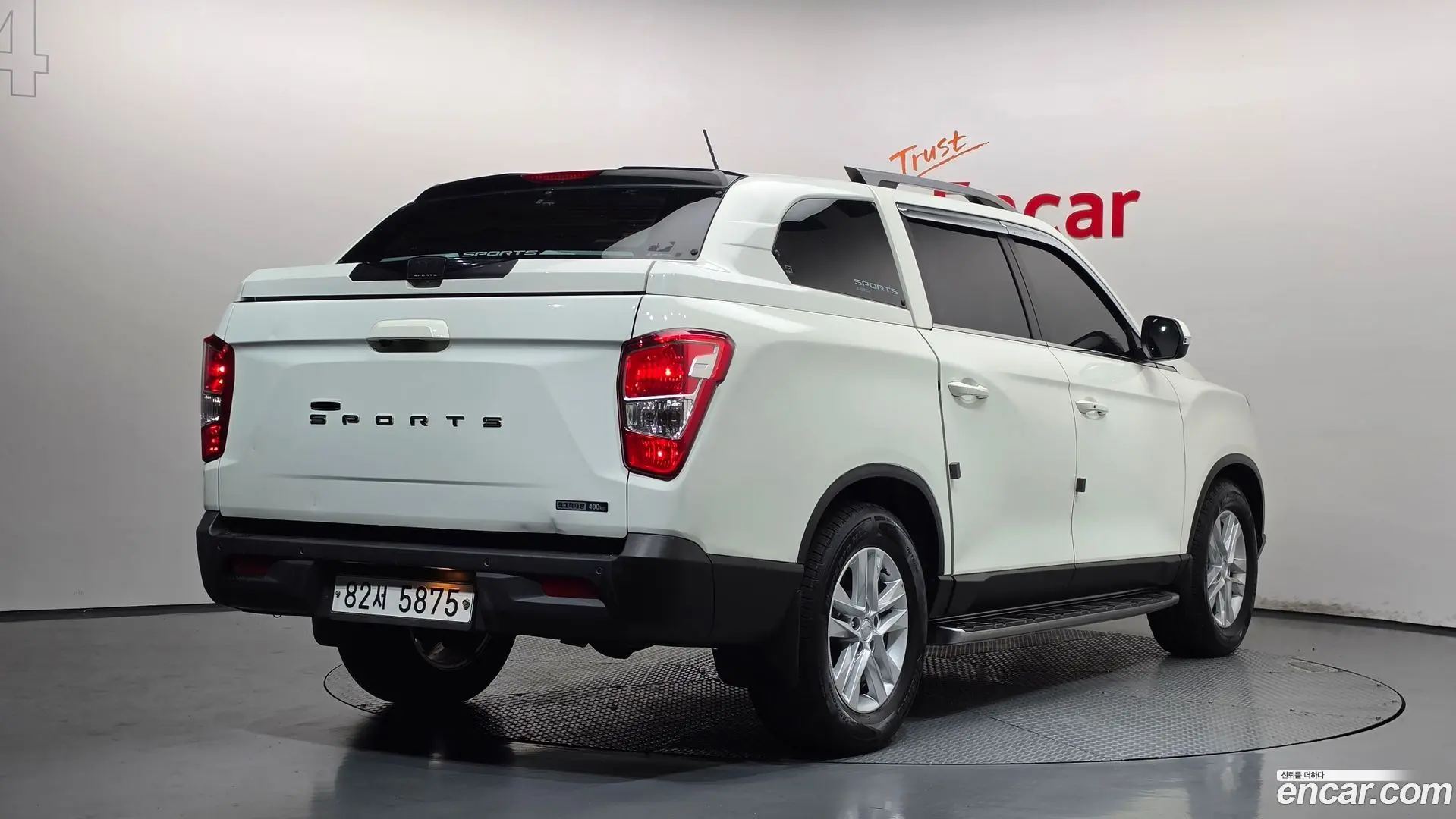 Main__Slider__Photo:Rexton KG Mobility 2018.10-1