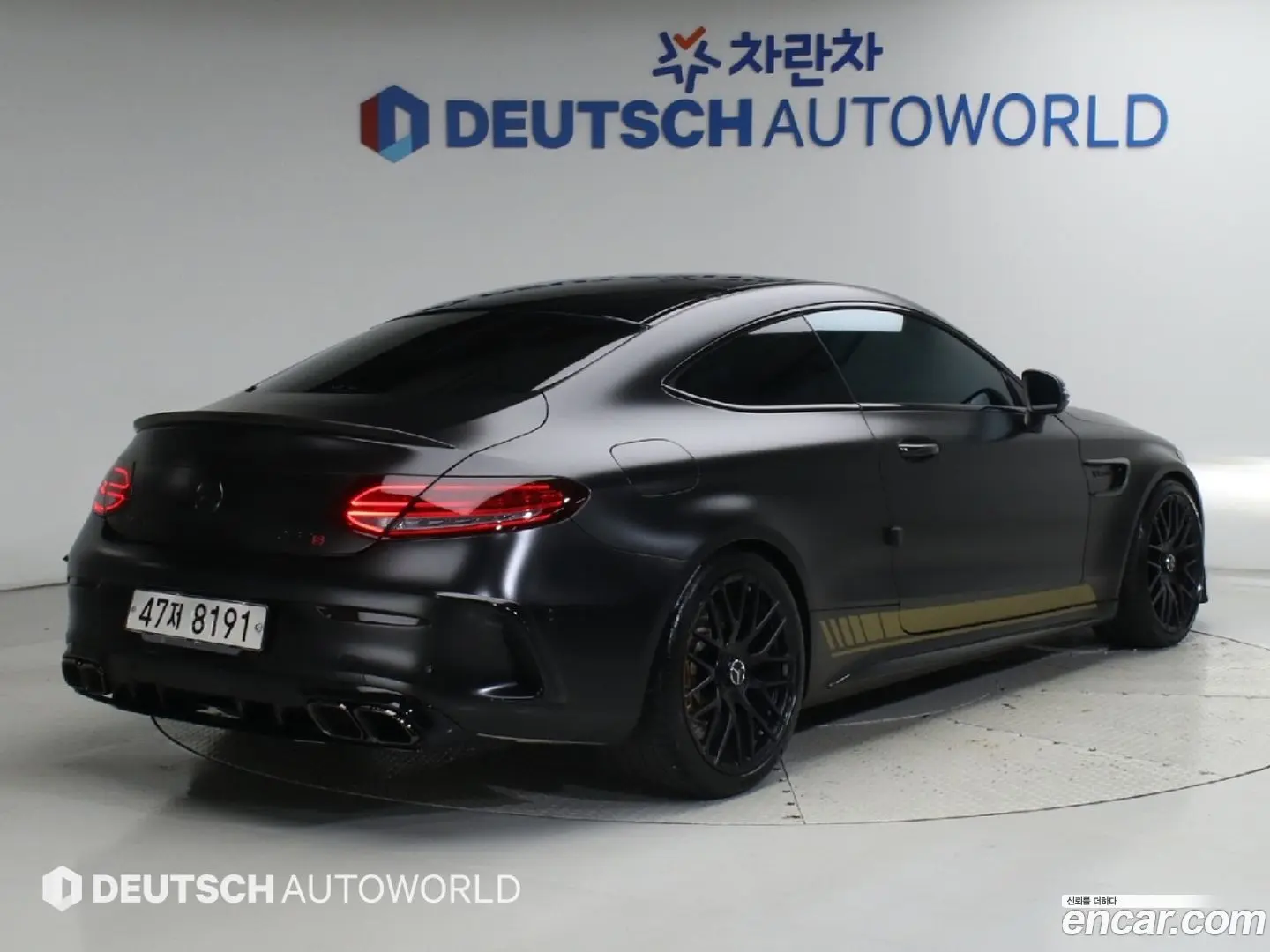Main__Slider__Photo:C-Class Mercedes-Benz 2017.2-1