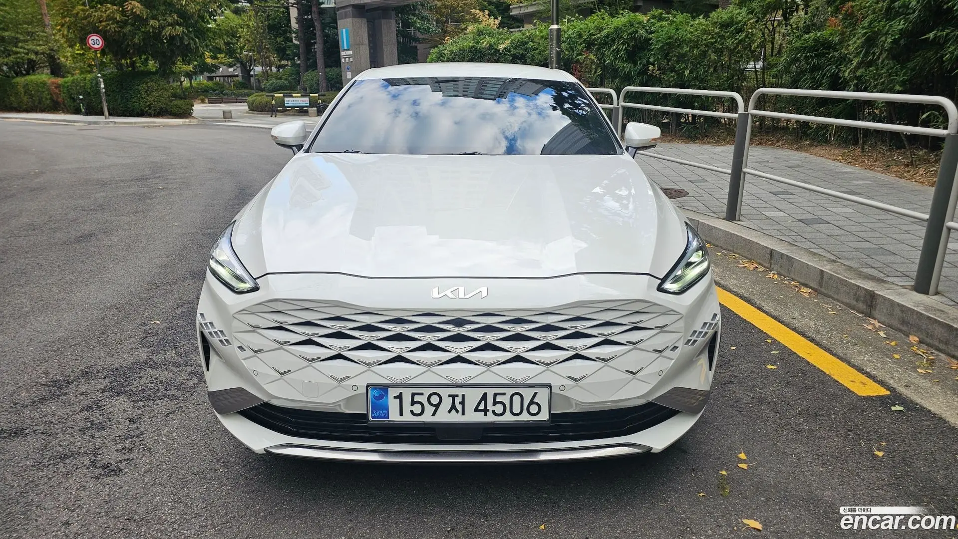 Main__Slider__Photo:K8 Kia 2024.1-1