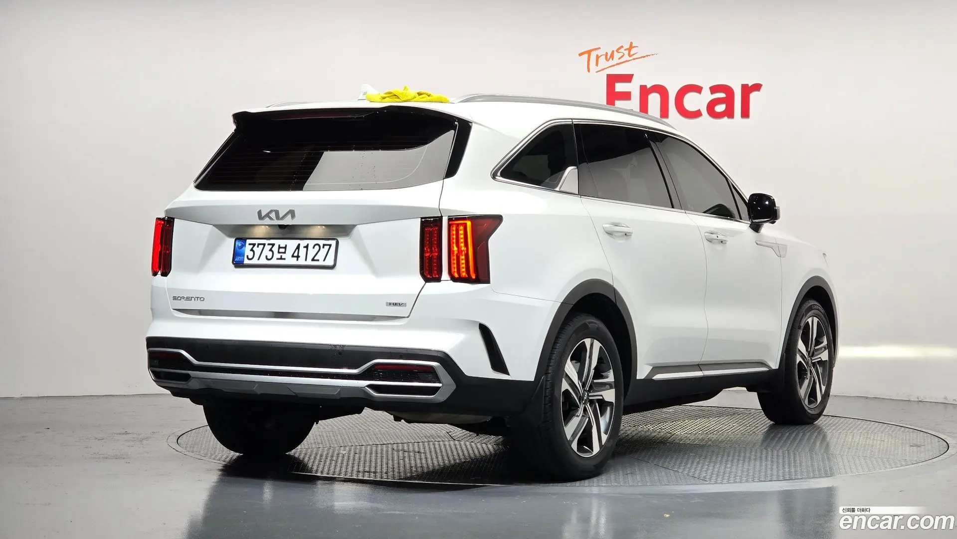 Main__Slider__Photo:Sorento Kia 2022.9-1