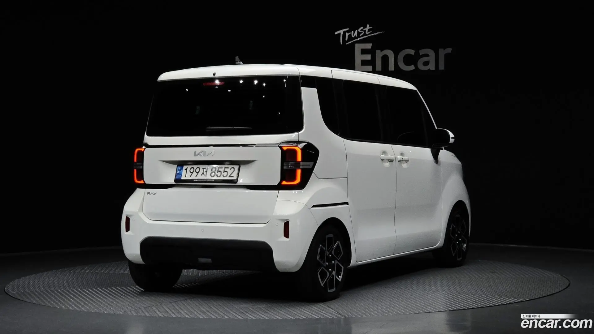 Main__Slider__Photo:RAY Kia 2023.2-1