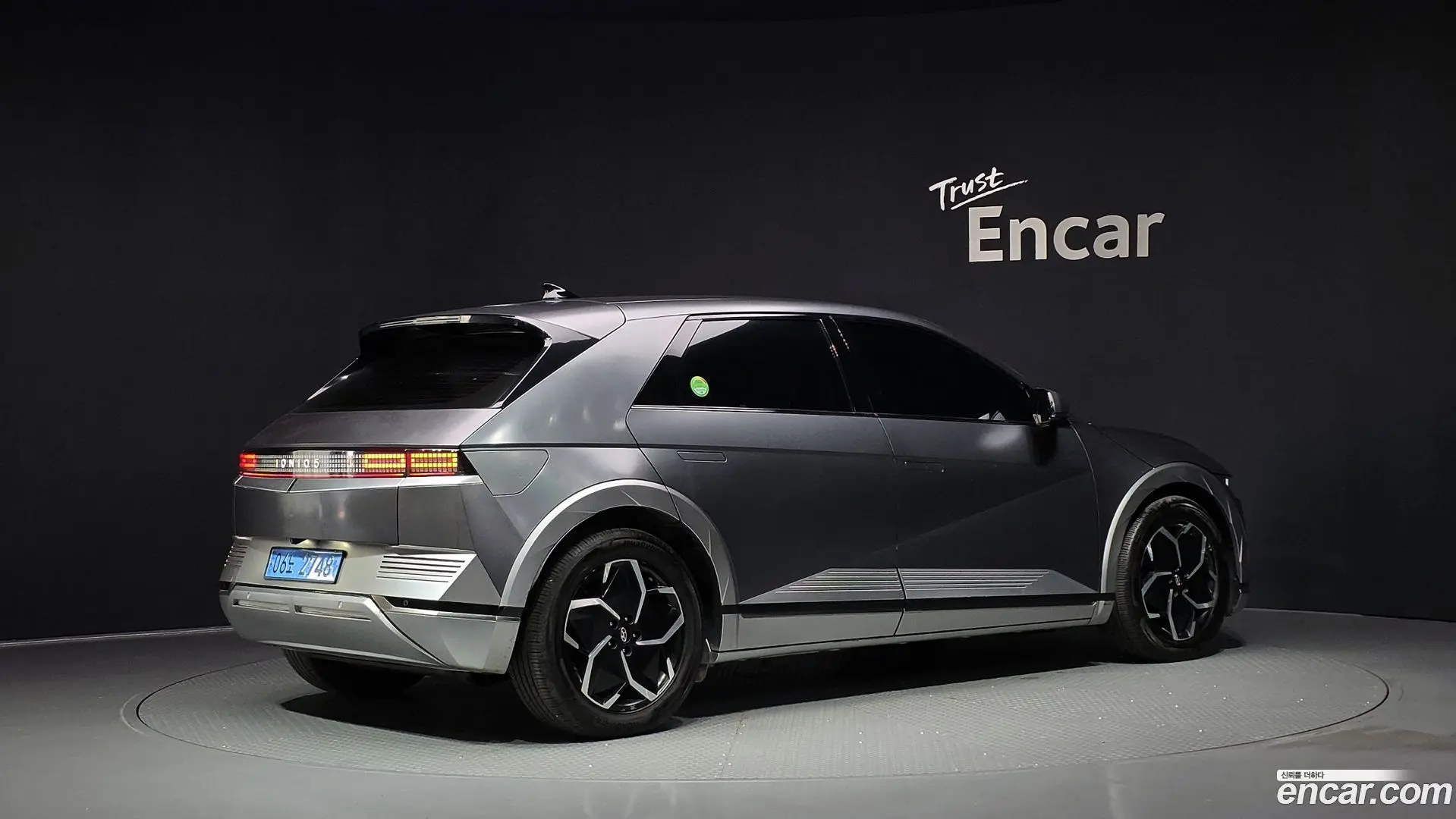 Main__Slider__Photo:Ioniq5 Hyundai 2022.10-1