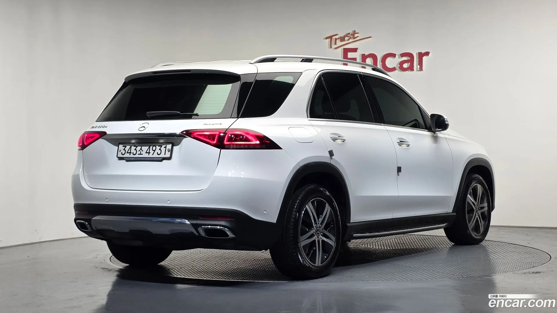 Main__Slider__Photo:GLE-Class Mercedes-Benz 2019.8-1