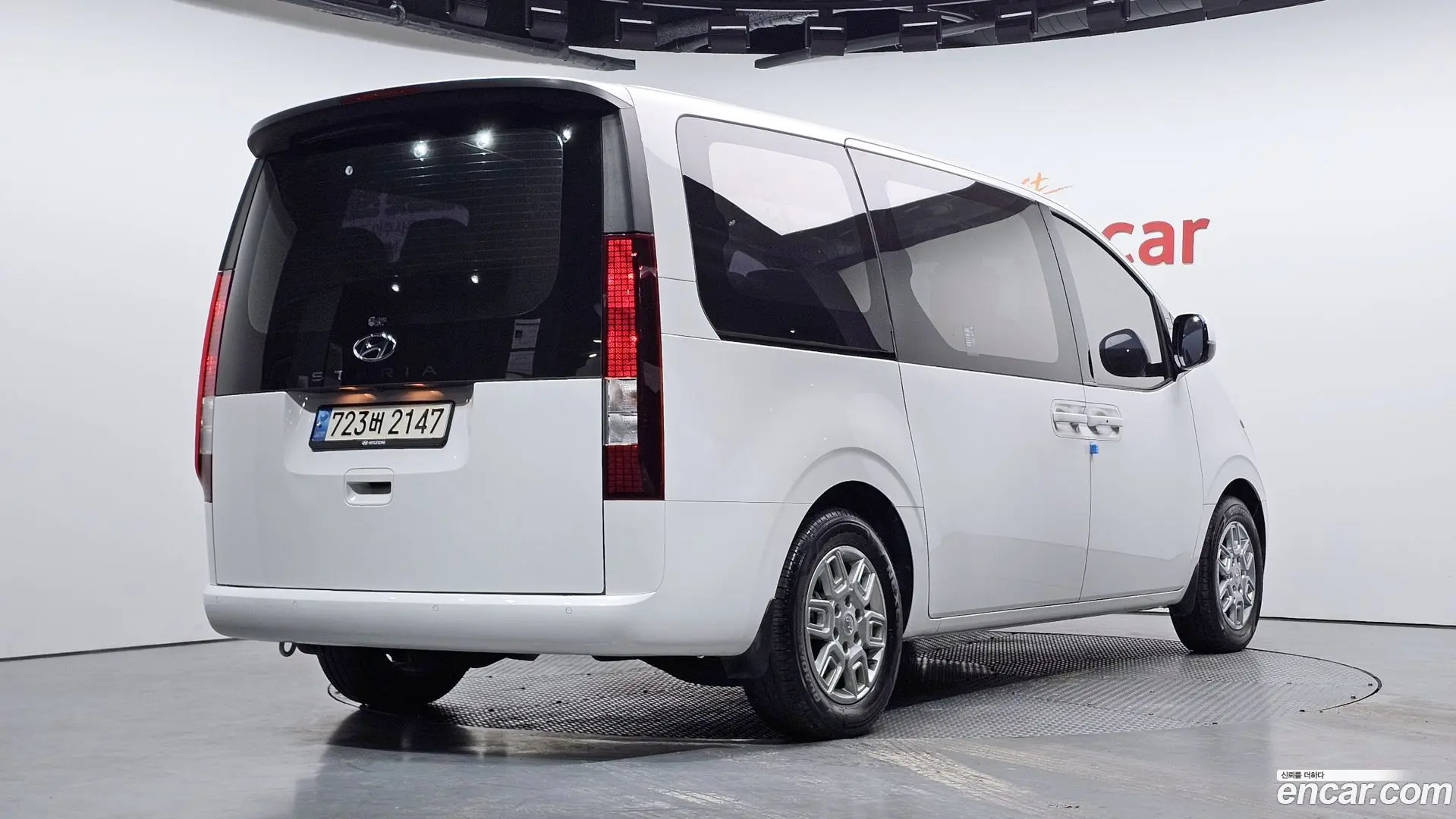Main__Slider__Photo:Staria Hyundai 2024.0-1