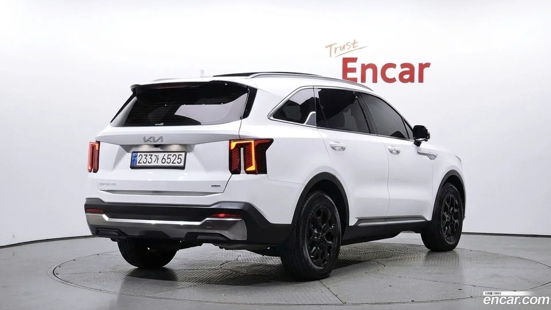 Main__Slider__Photo:Sorento Kia 2024.1-1