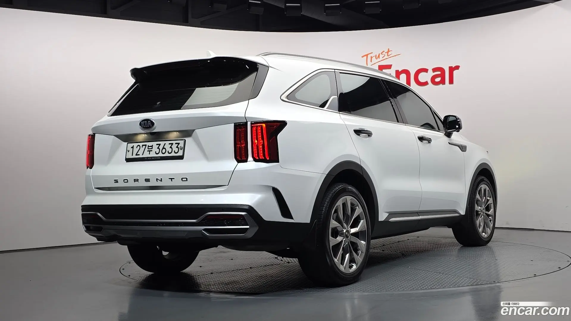 Main__Slider__Photo:Sorento Kia 2020.5-1