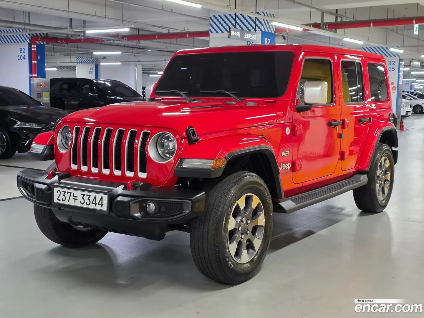 Main__Slider__Photo:Wrangler Jeep 2019.11-1