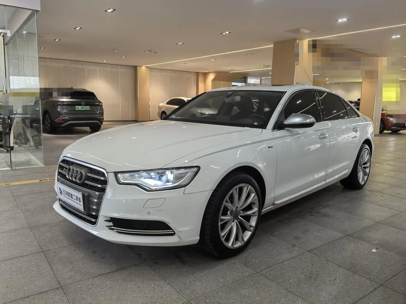 Main__Slider__Photo:undefined undefined 2014-0