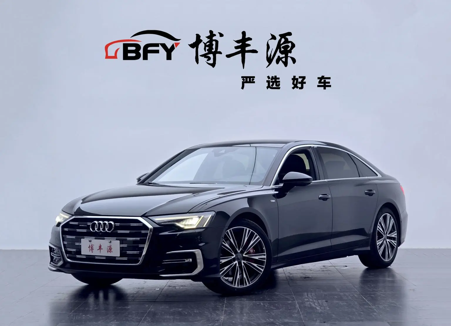 Main__Slider__Photo:undefined undefined 2019-0