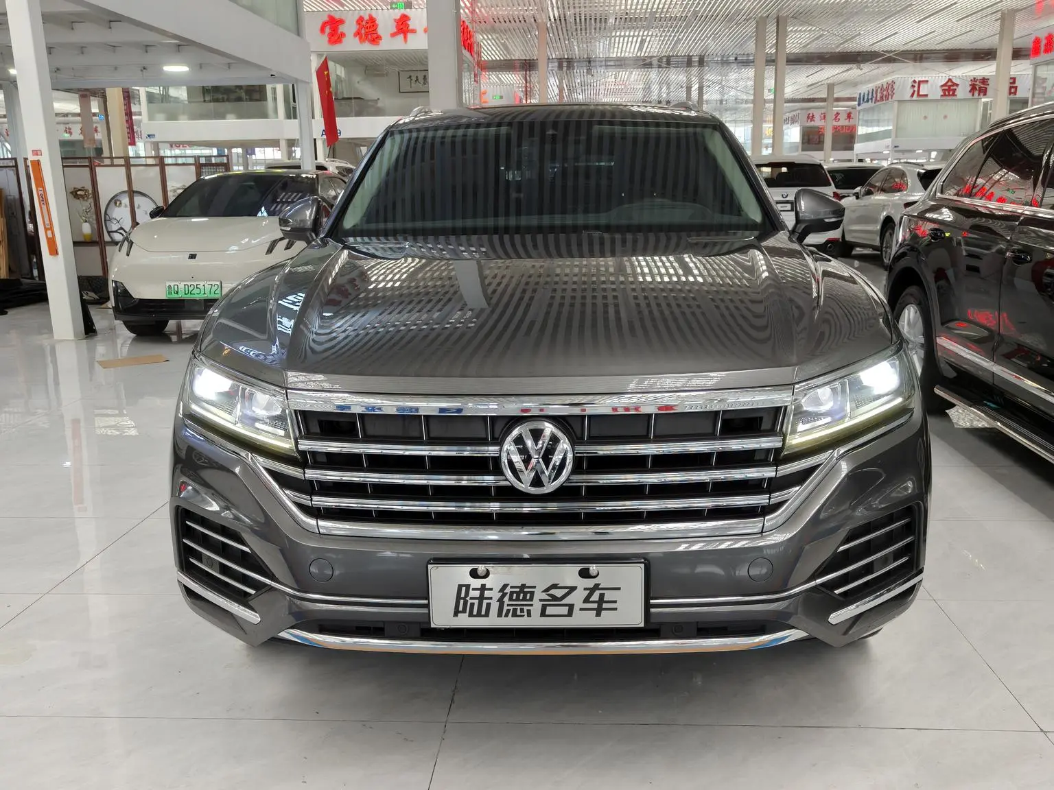 Main__Slider__Photo:undefined undefined 2019-1