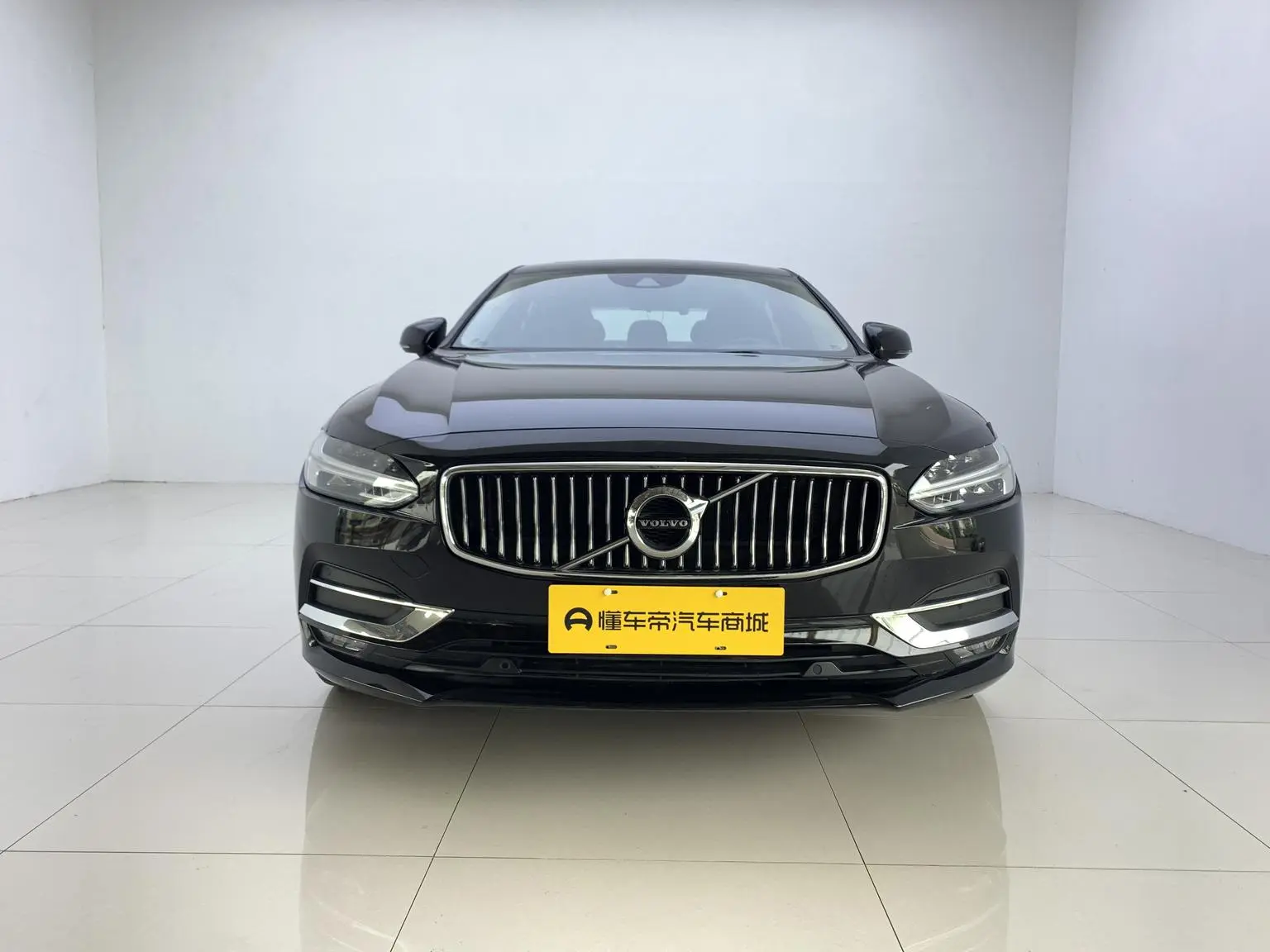 Main__Slider__Photo:undefined undefined 2019-1