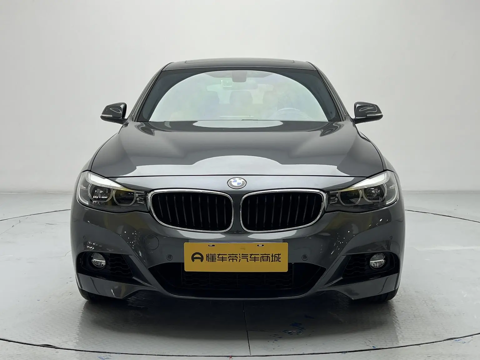 Main__Slider__Photo:undefined undefined 2019-1