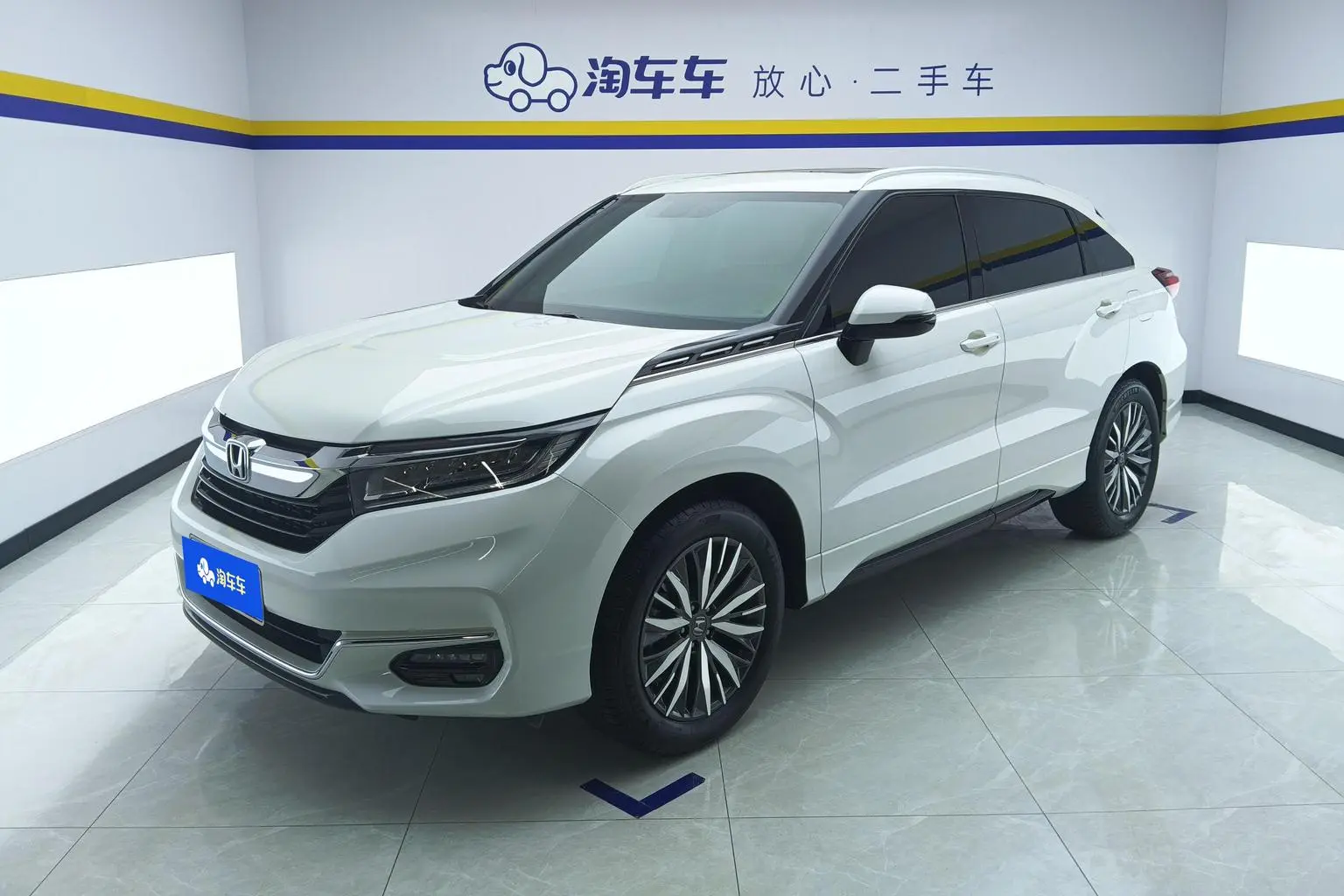 Main__Slider__Photo:undefined undefined 2020-0