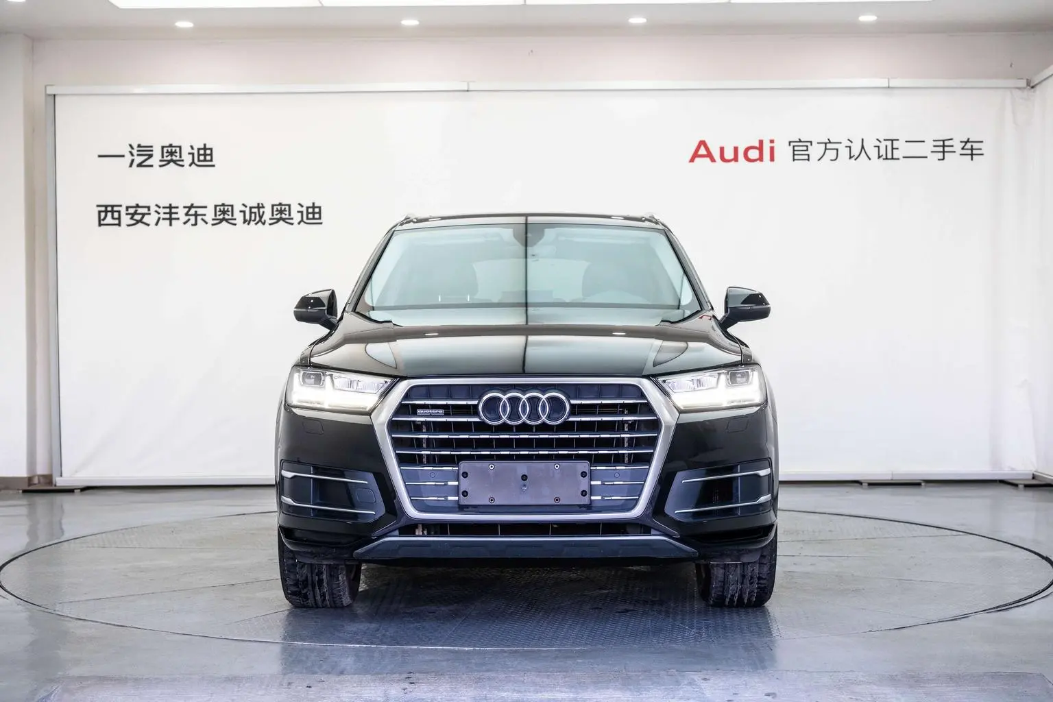 Main__Slider__Photo:undefined undefined 2019-1