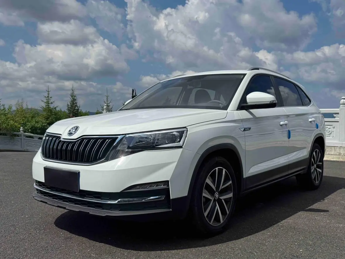 Main__Slider__Photo:undefined undefined 2023-0