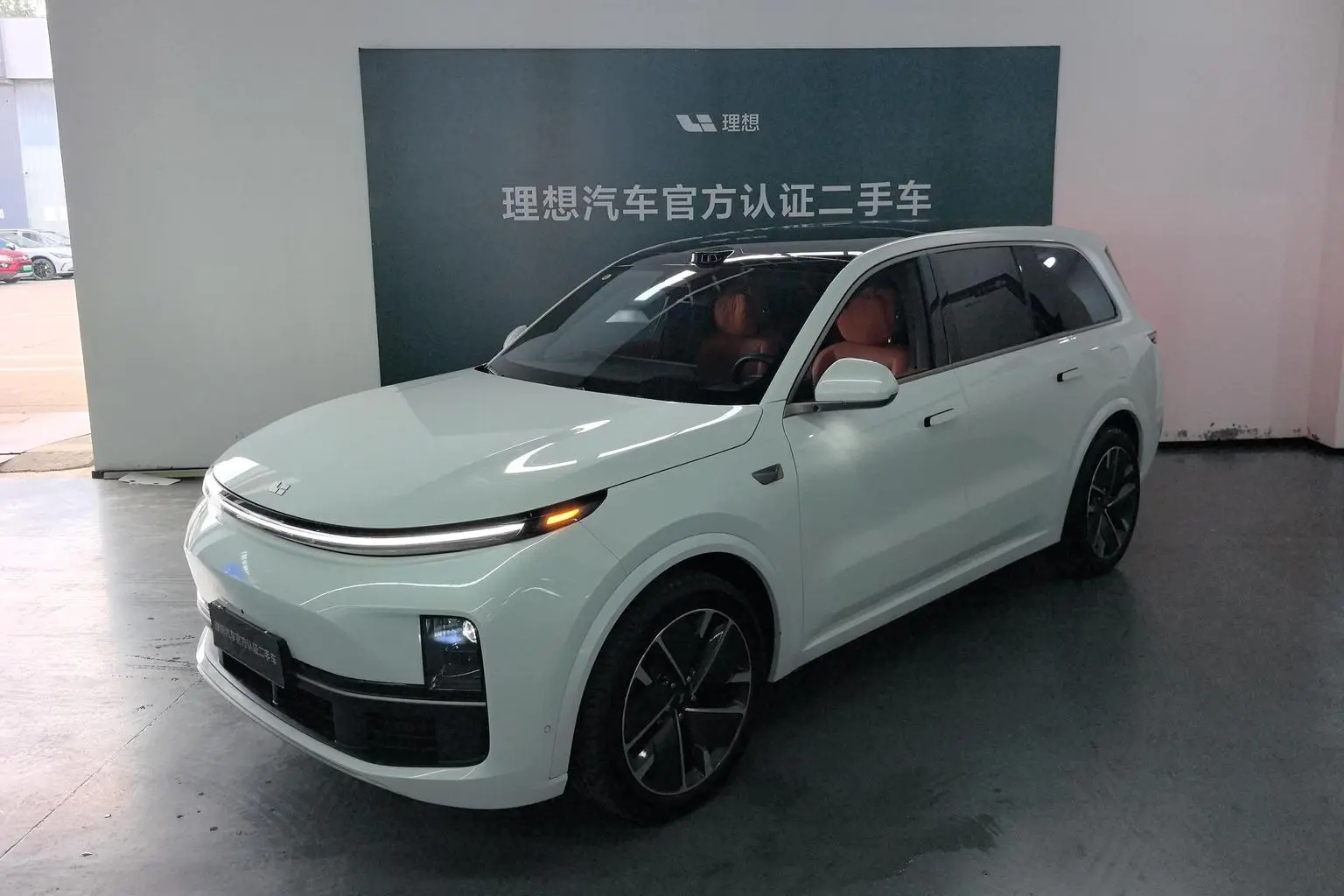 Main__Slider__Photo:undefined undefined 2025-0