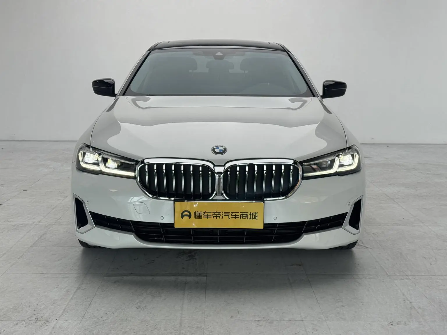 Main__Slider__Photo:undefined undefined 2021-1