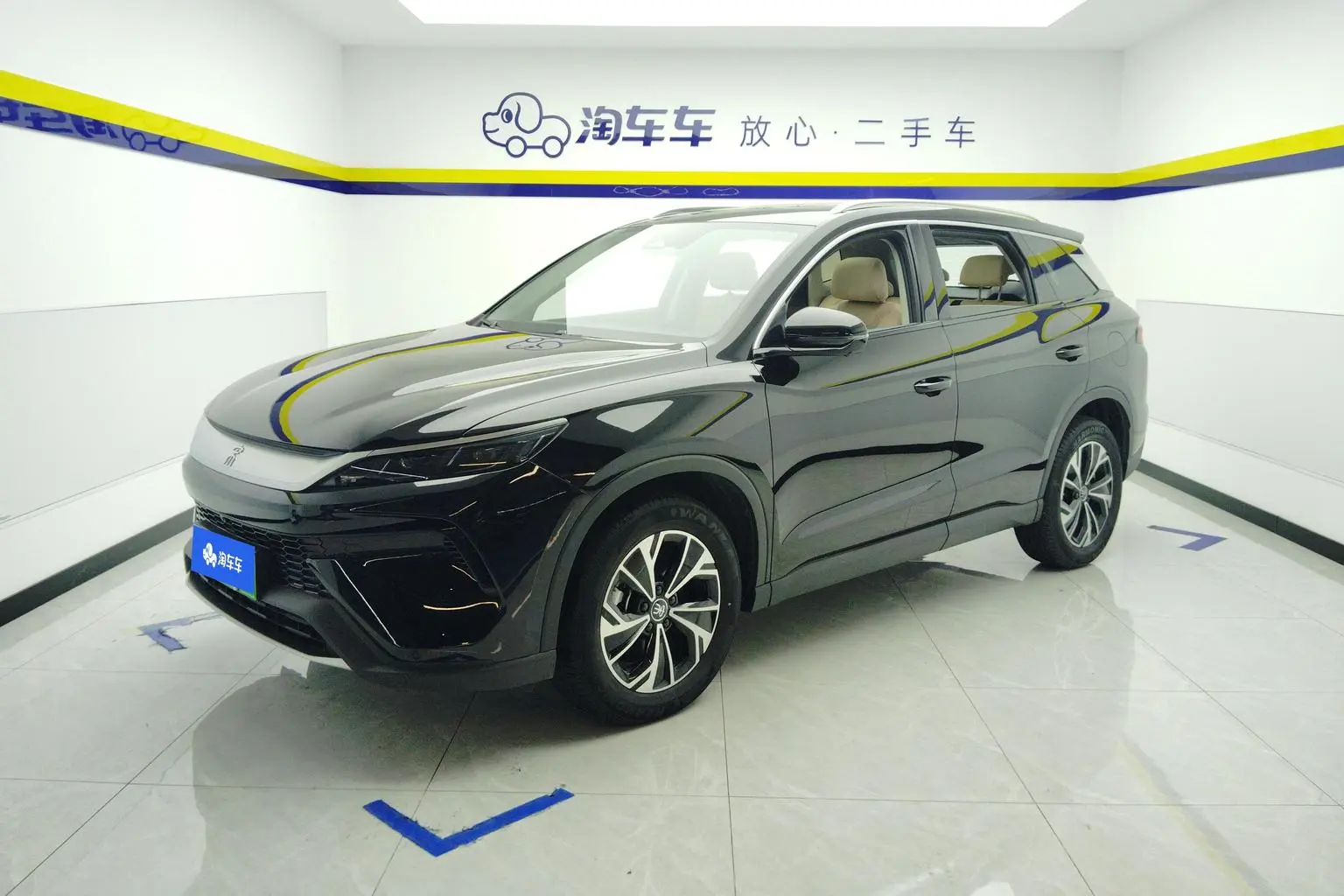 Main__Slider__Photo:undefined undefined 2025-0