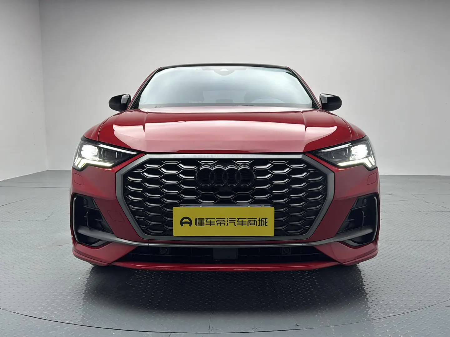 Main__Slider__Photo:undefined undefined 2024-1
